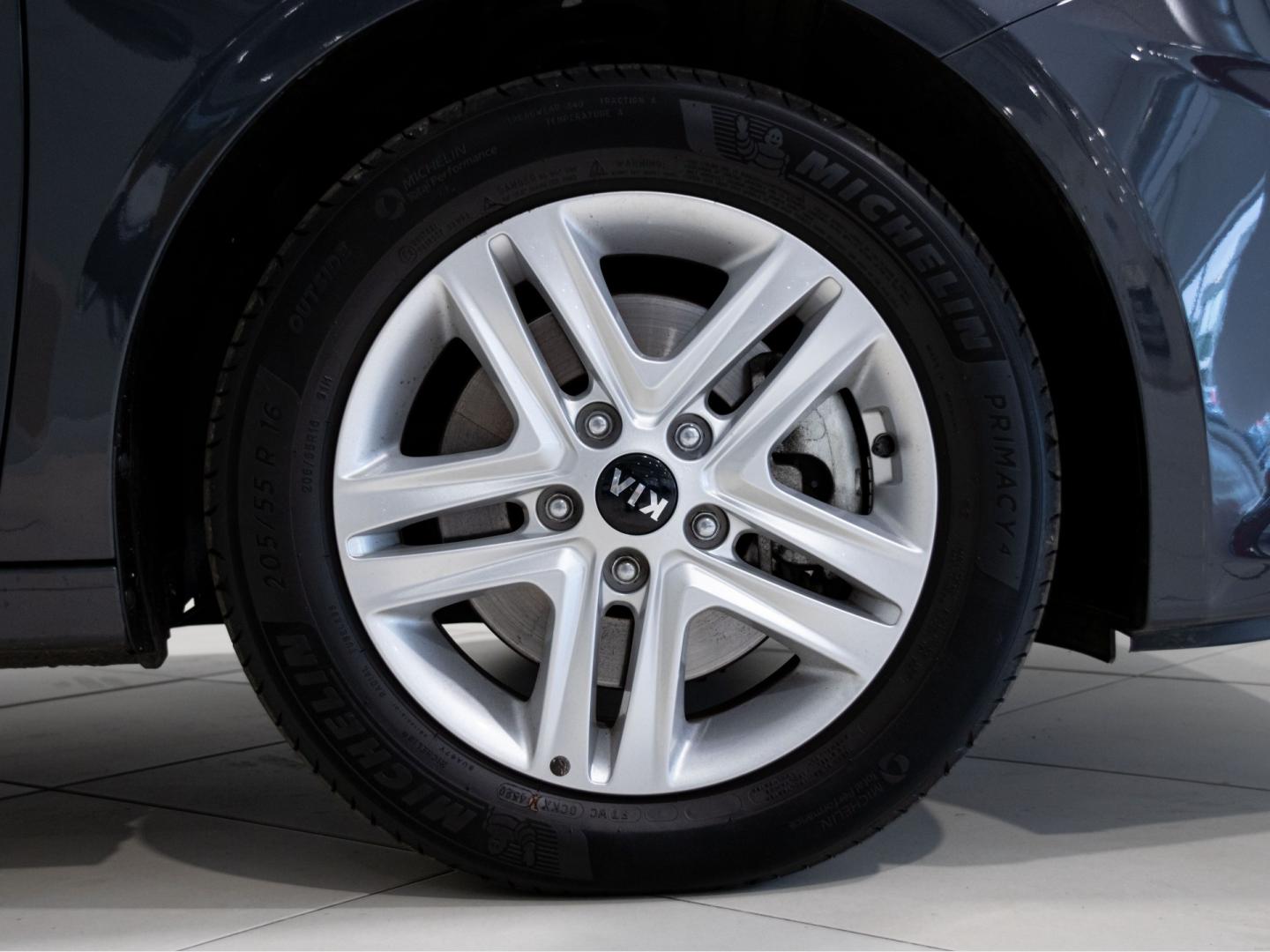 Kia Ceed 1.0 T-GDi 74kW (100CV) Drive