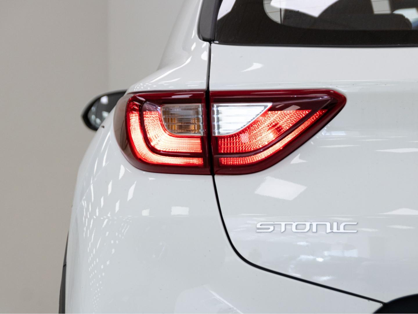 Kia Stonic 1.2 DPi 58kW (79CV) Concept