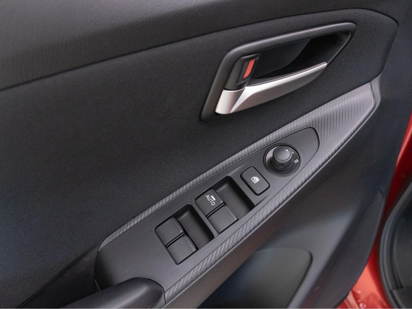 Mazda 2 e-SKYACTIV G 66kW (90CV) Center-Line
