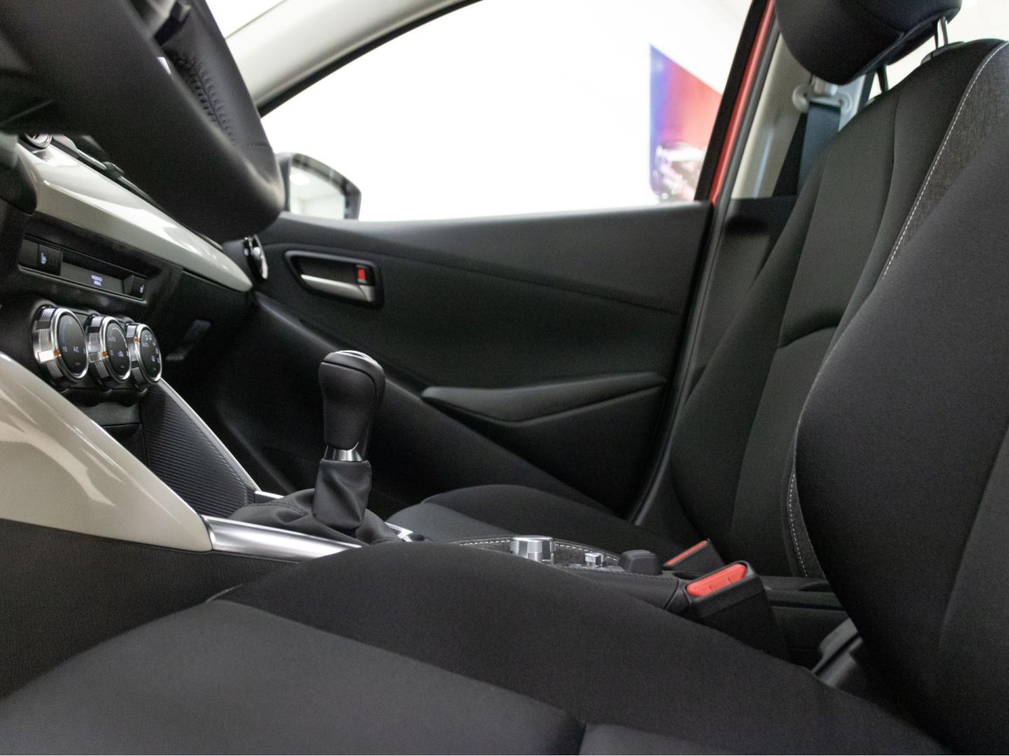 Mazda 2 e-SKYACTIV G 66kW (90CV) Center-Line