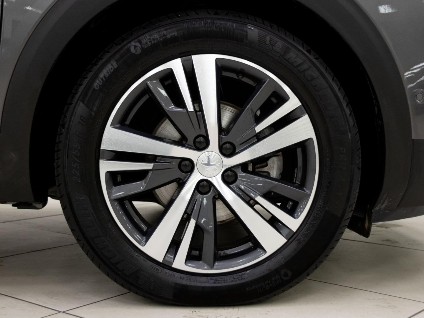 Peugeot 3008 1.2 PureTech 96KW S&S Allure Pack EAT8