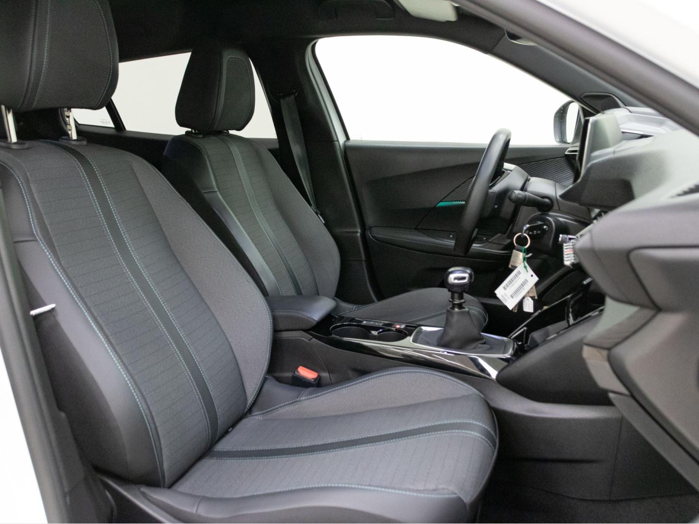 Peugeot 2008 Allure Puretech 100 S&S 6 Vel. MAN