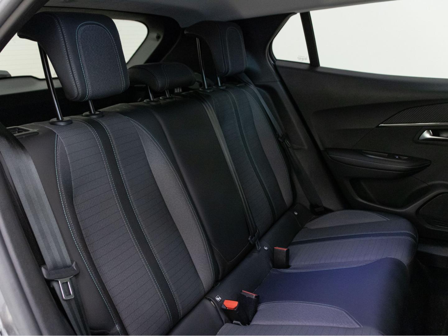 Peugeot 2008 Allure Pack BlueHDI 81kW (110CV)