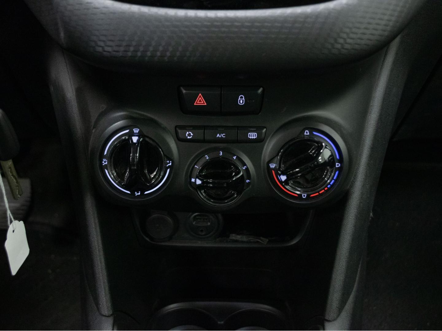 Peugeot 208 5P STYLE 1.2L PureTech 60KW (82CV)