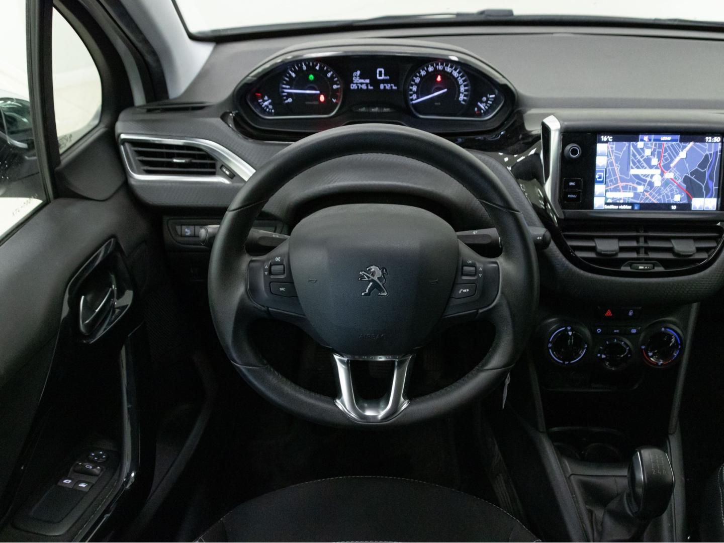 Peugeot 208 5P STYLE 1.2L PureTech 60KW (82CV)