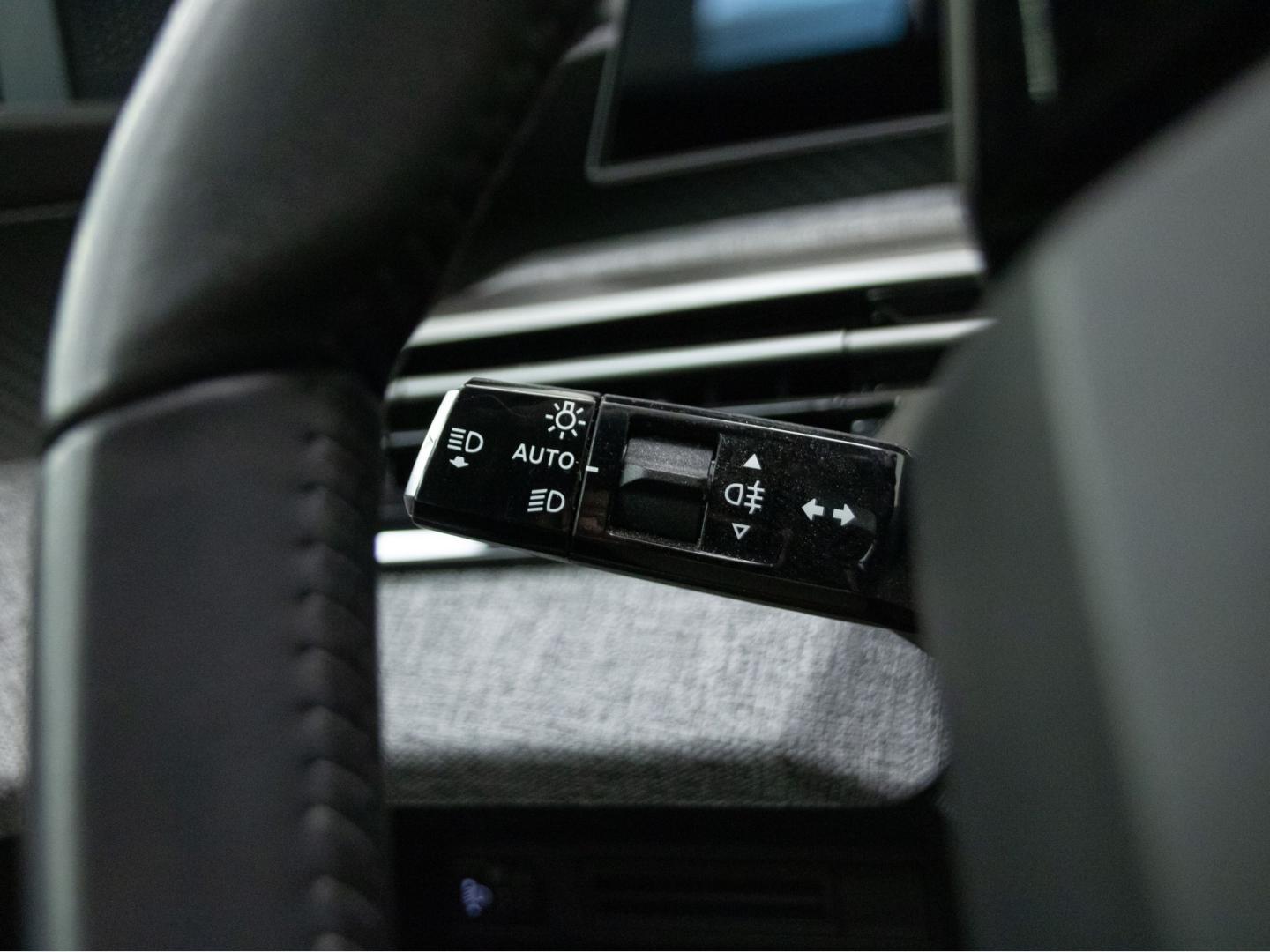 Peugeot 3008 Hybrid 1.2 100KW Allure eDCS6