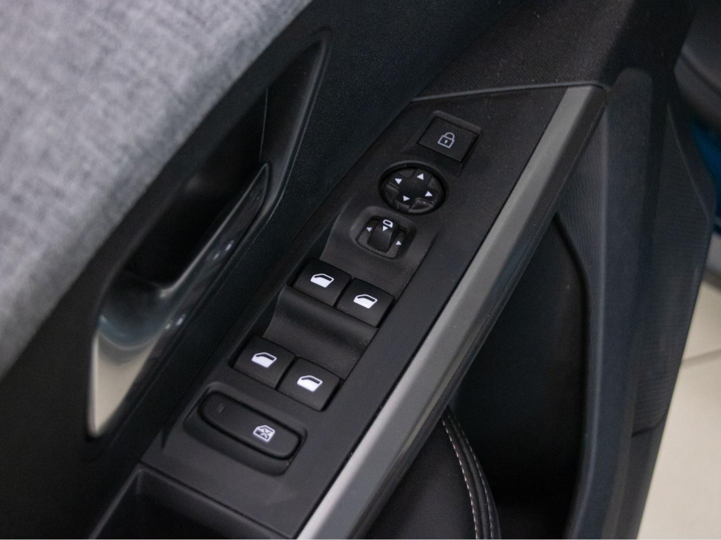 Peugeot 3008 Hybrid 1.2 100KW Allure eDCS6