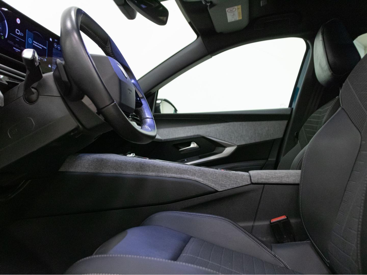 Peugeot 3008 Hybrid 1.2 100KW Allure eDCS6