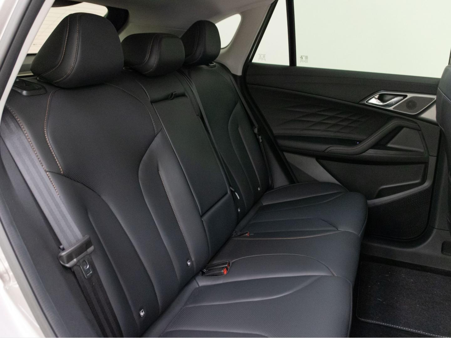MG HS 1.5 Hybrid+Luxury