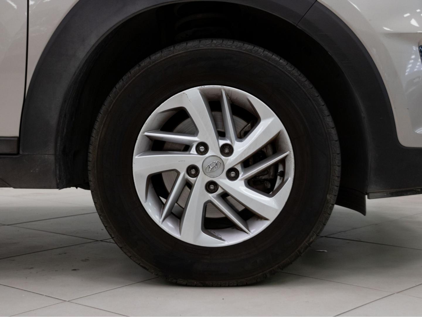 Hyundai Tucson 1.6 GDI 97kW (131CV) SLE 4X2