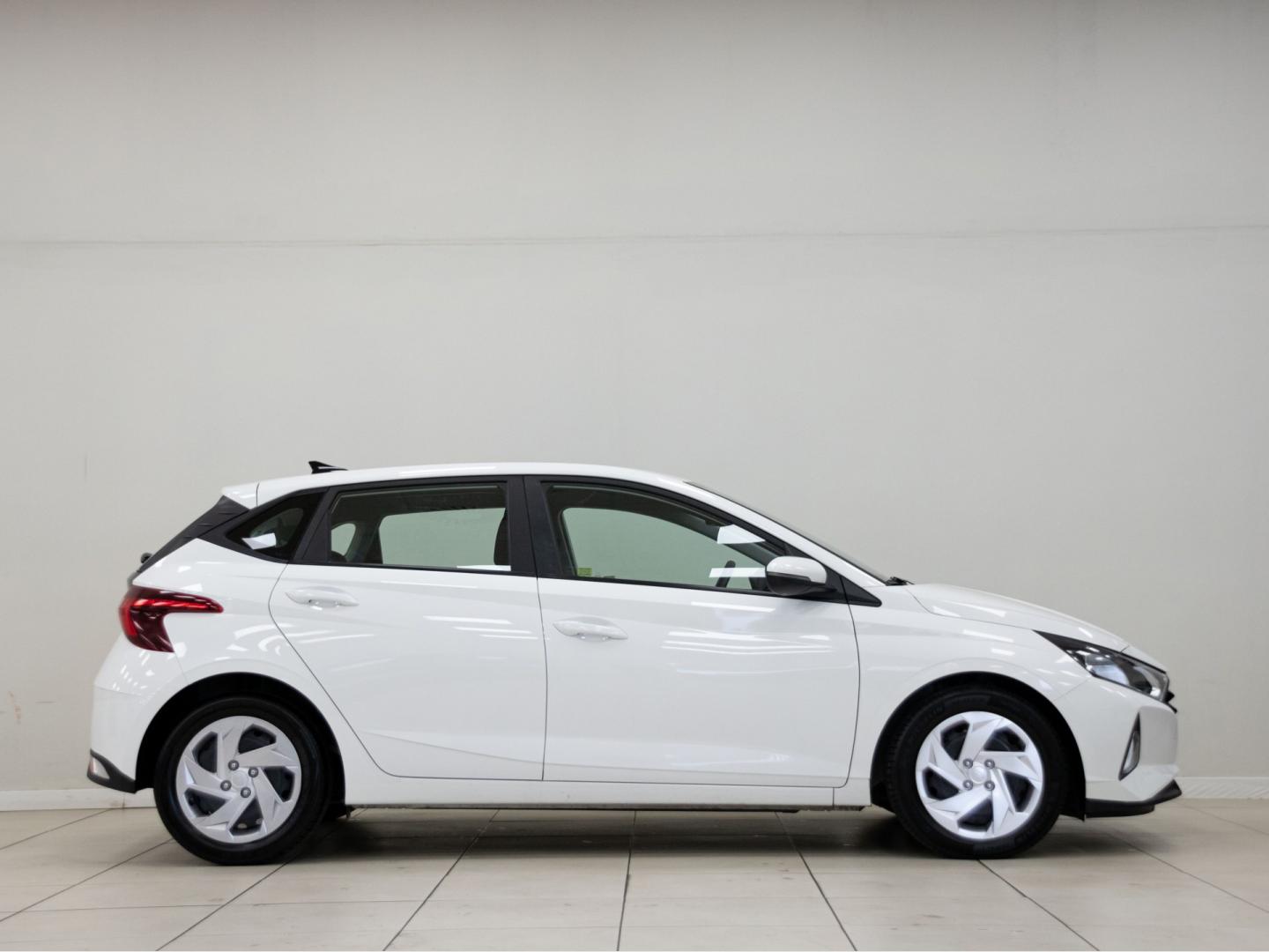 Hyundai i20 1.0 TGDI 74kW (100CV) 48V Essence