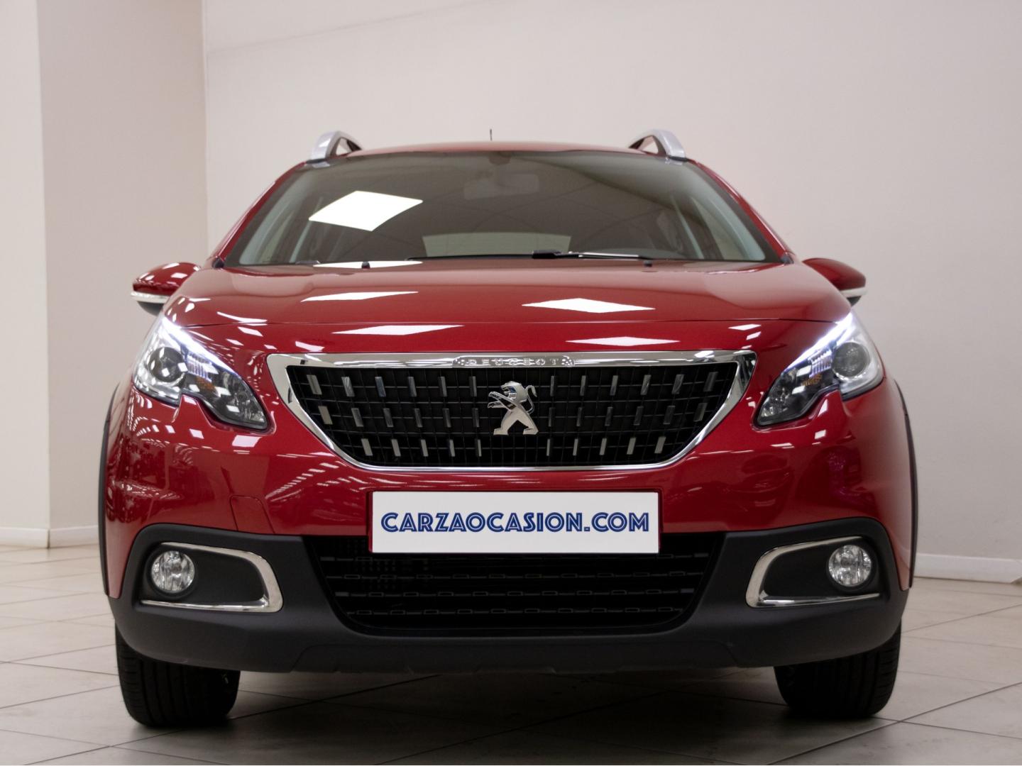 Peugeot 2008 Signature PureTech 110 S&S 6 Vel. MAN