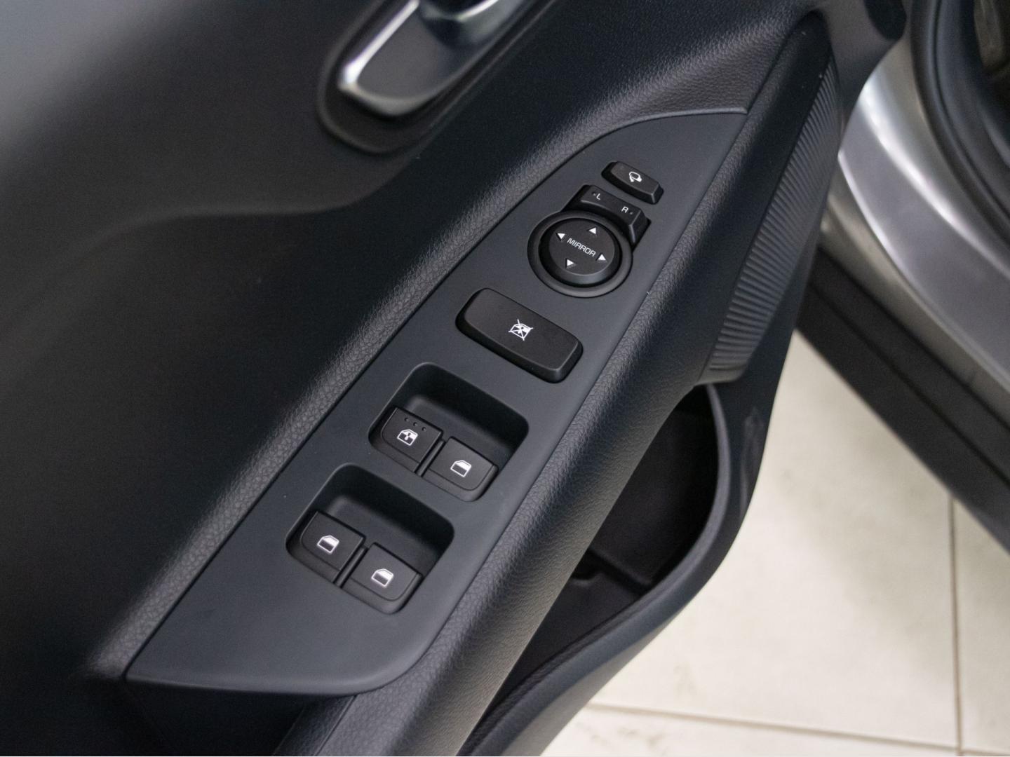 Kia Stonic 1.0 T-GDi 74kW (100CV) MHEV MT Drive