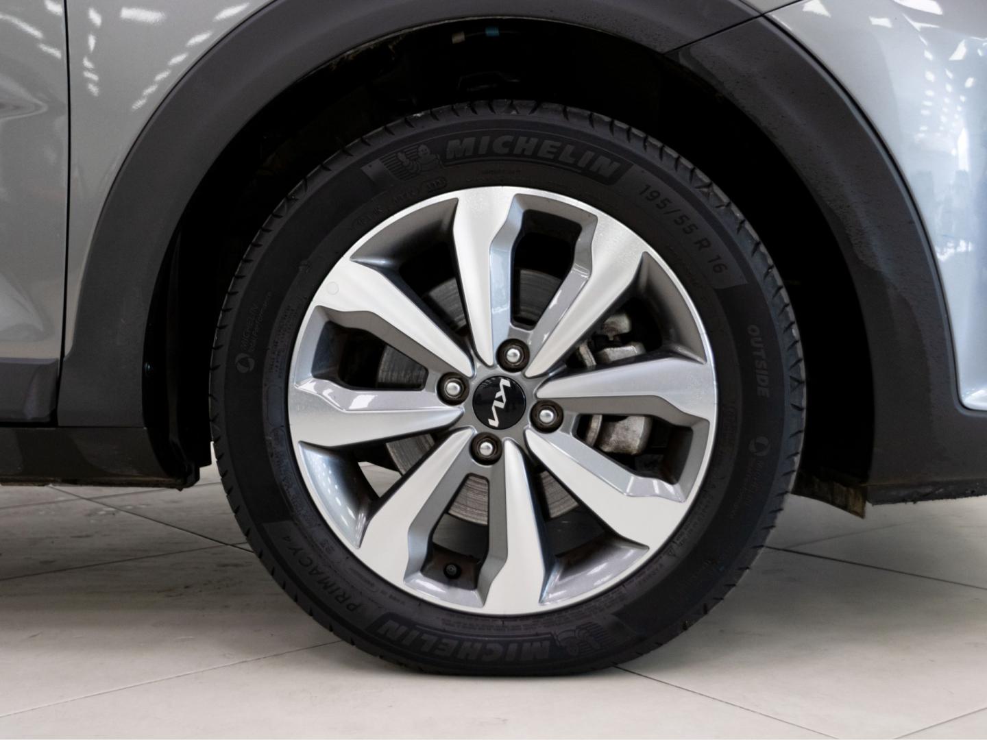 Kia Stonic 1.0 T-GDi 74kW (100CV) MHEV MT Drive