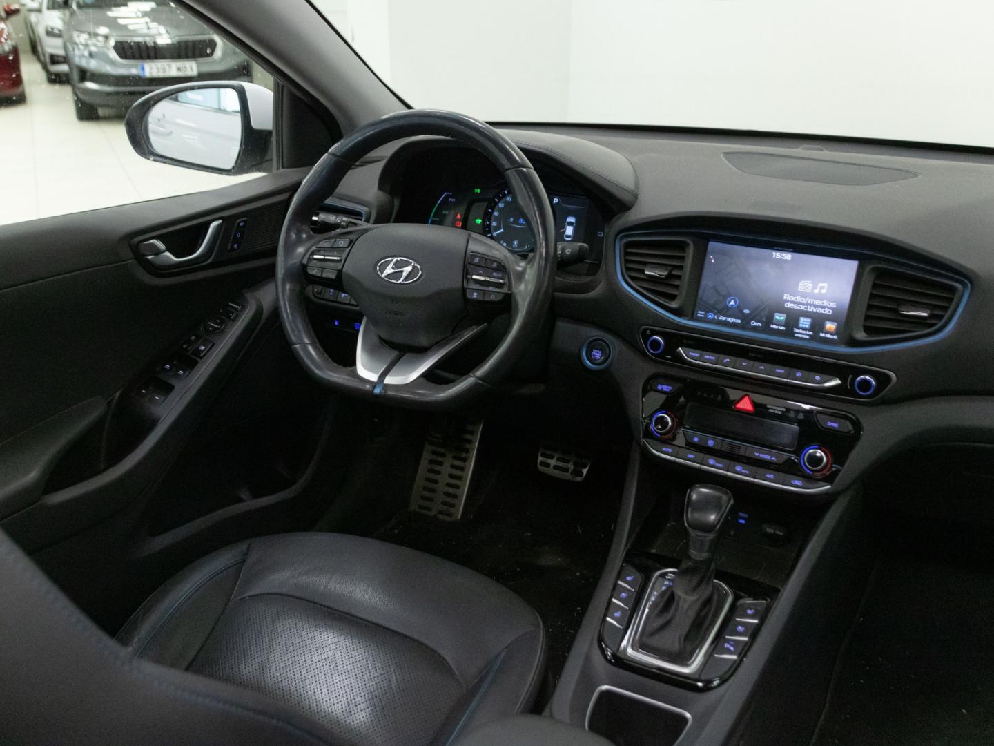 Hyundai IONIQ 1.6 GDI HEV Style DT