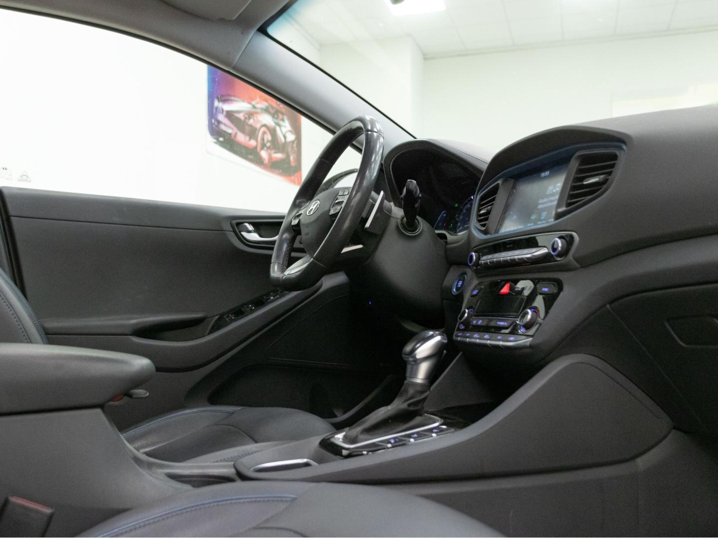 Hyundai IONIQ 1.6 GDI HEV Style DT