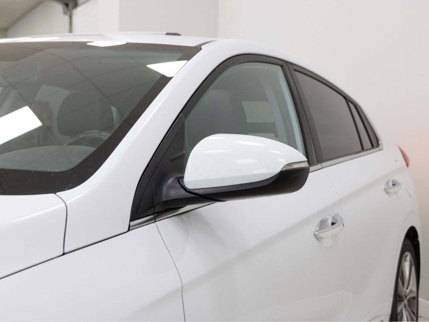 Hyundai IONIQ 1.6 GDI HEV Style DT