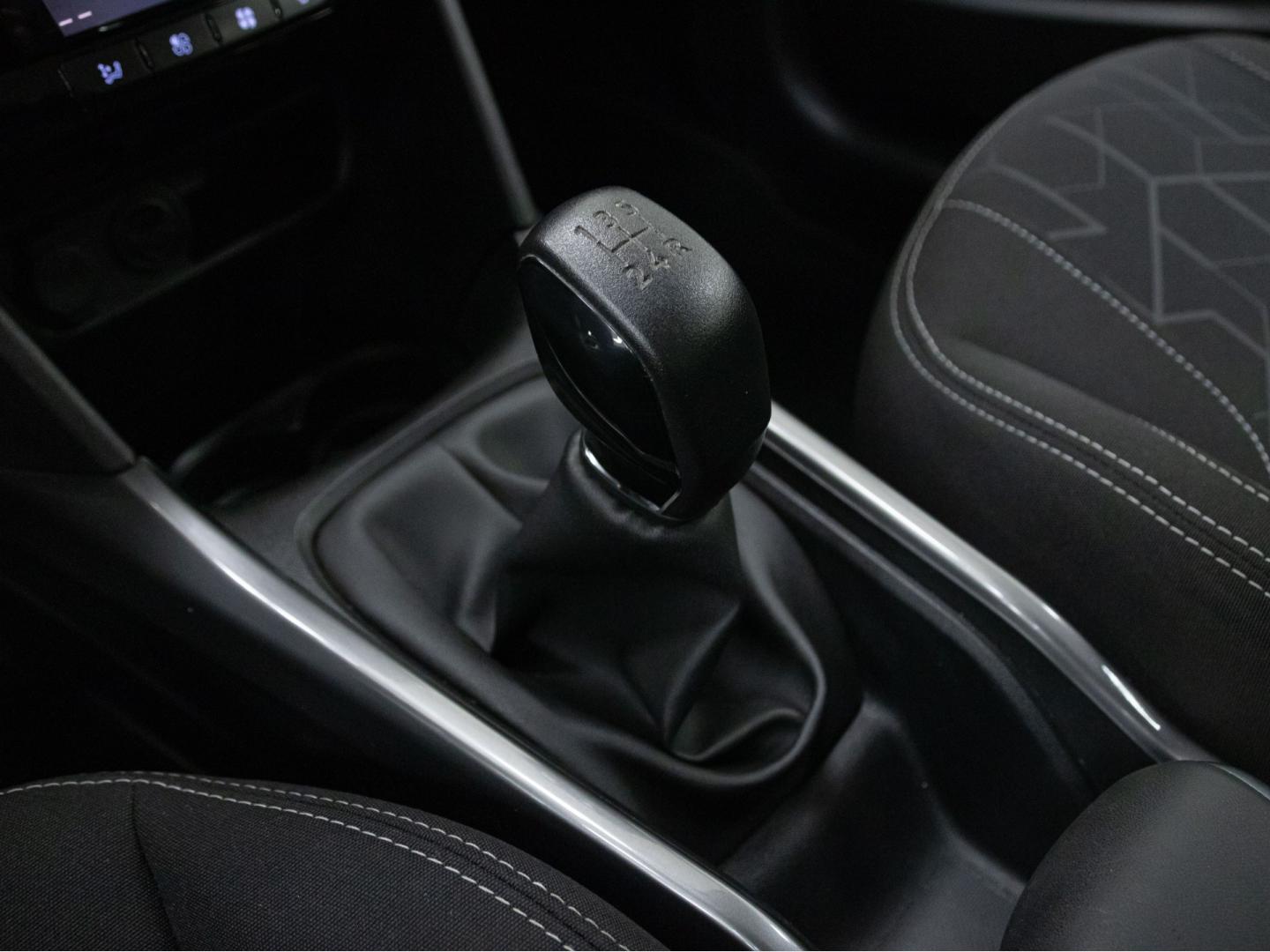 Peugeot 2008 Active 1.2 VTi 82