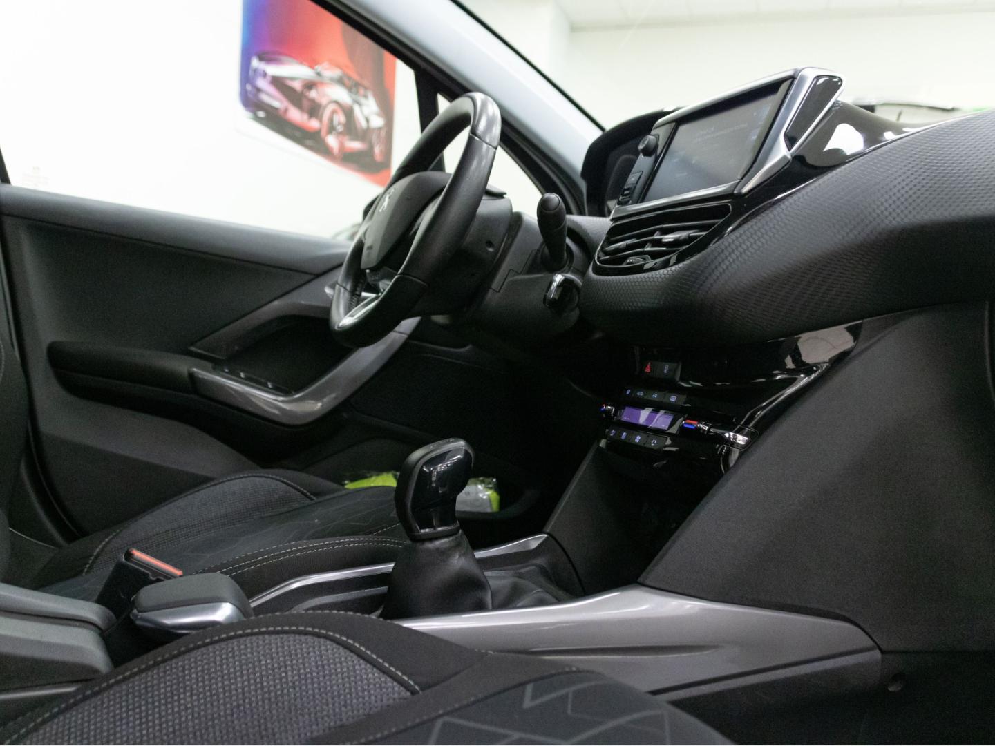 Peugeot 2008 Active 1.2 VTi 82