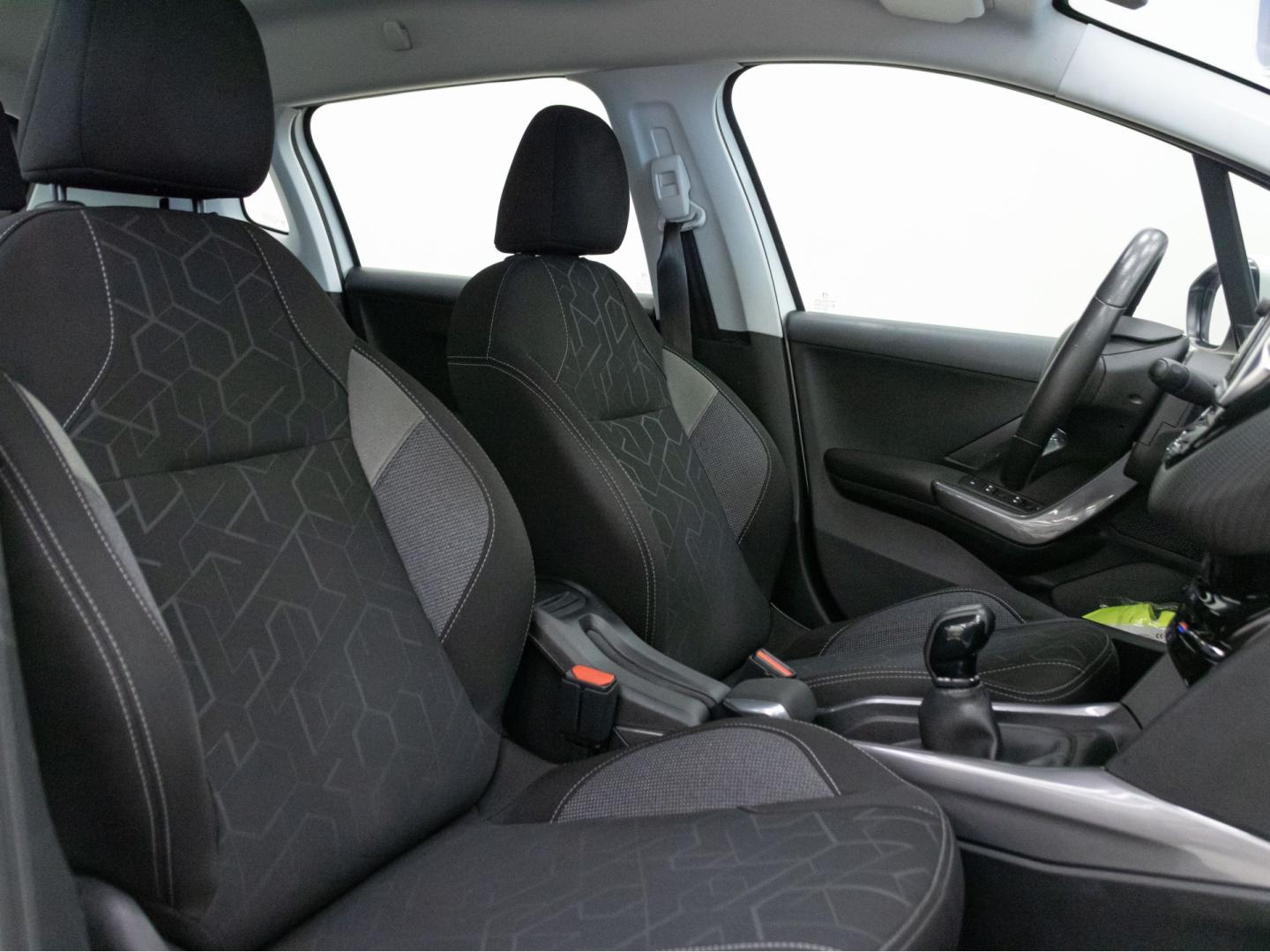 Peugeot 2008 Active 1.2 VTi 82