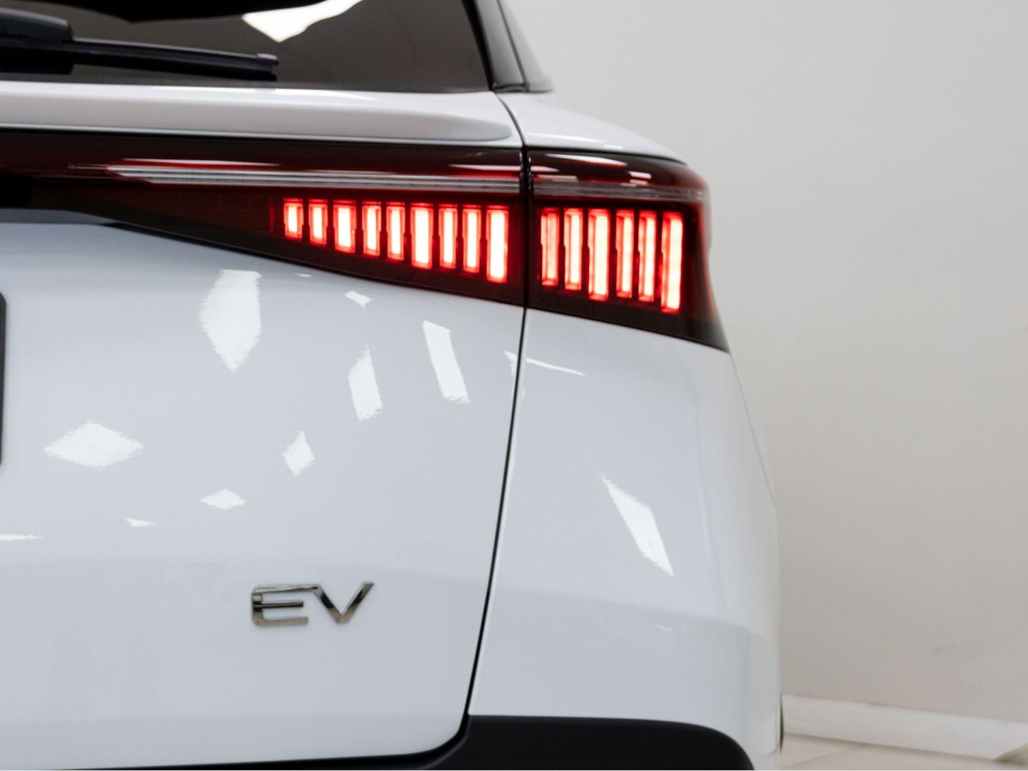 Omoda 5 EV EV Premium 155kW (211CV) Batería 61kWh