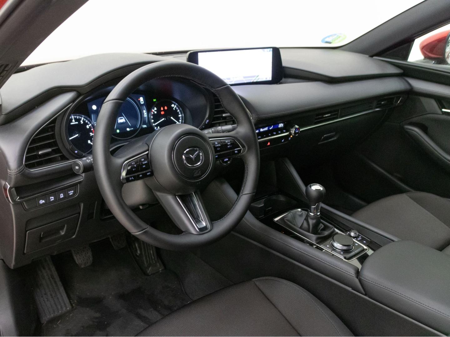 Mazda 3 2.5L e-SKYACTIV G MHEV 103kW (140CV) 6MT FWD Centre-line