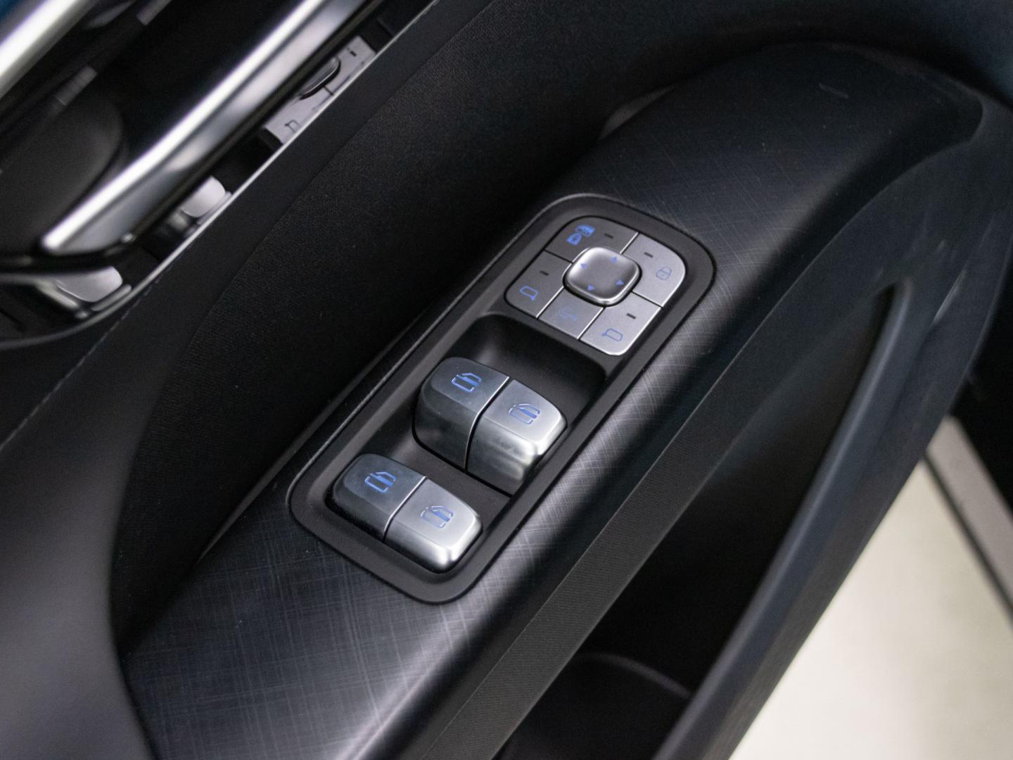 Lepas L8 PHEV Elegance 1.5 TGDI 1DHT 205kW (279CV)