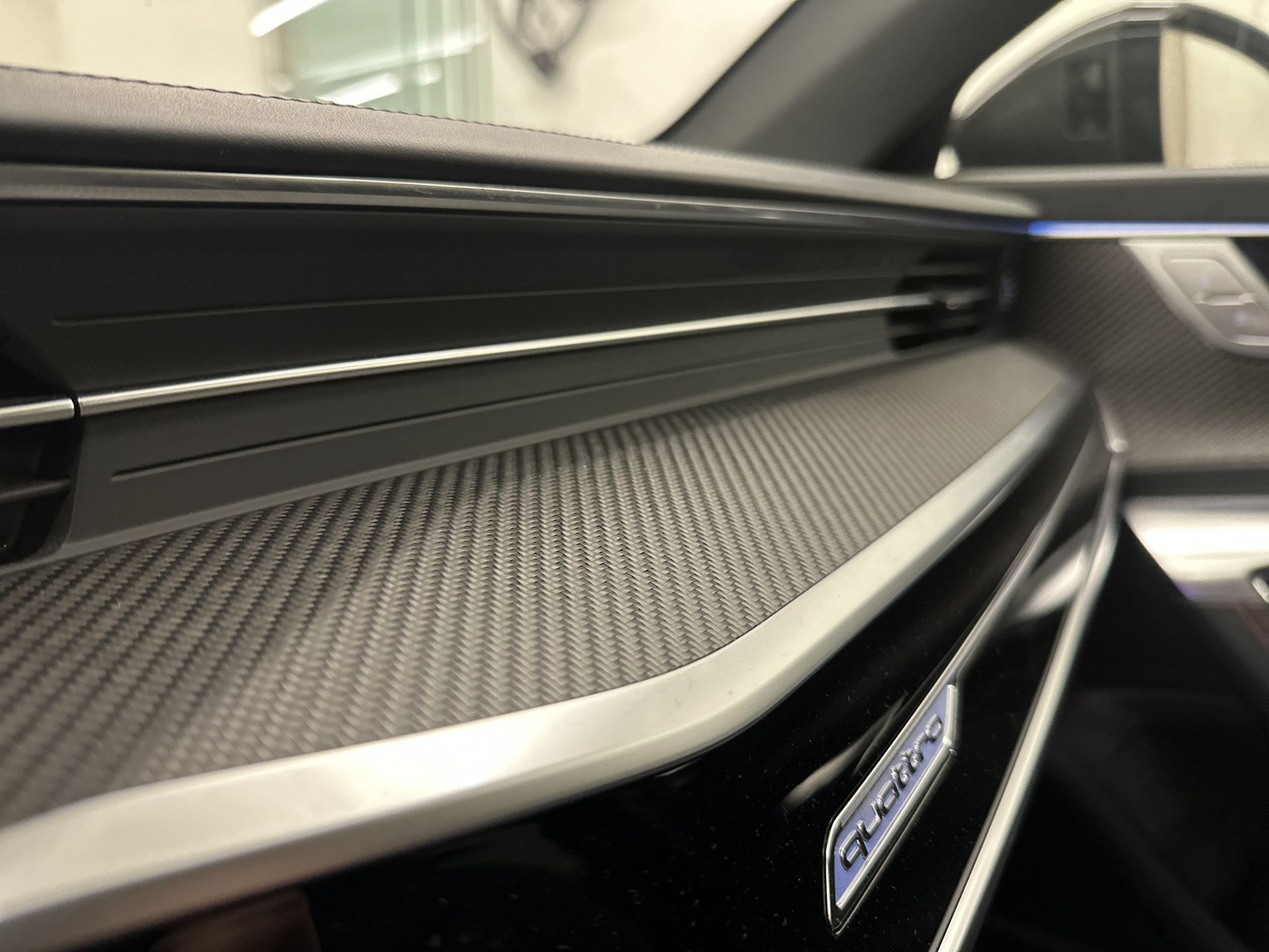 Audi A6 RS 6 Avant TFSI quattro