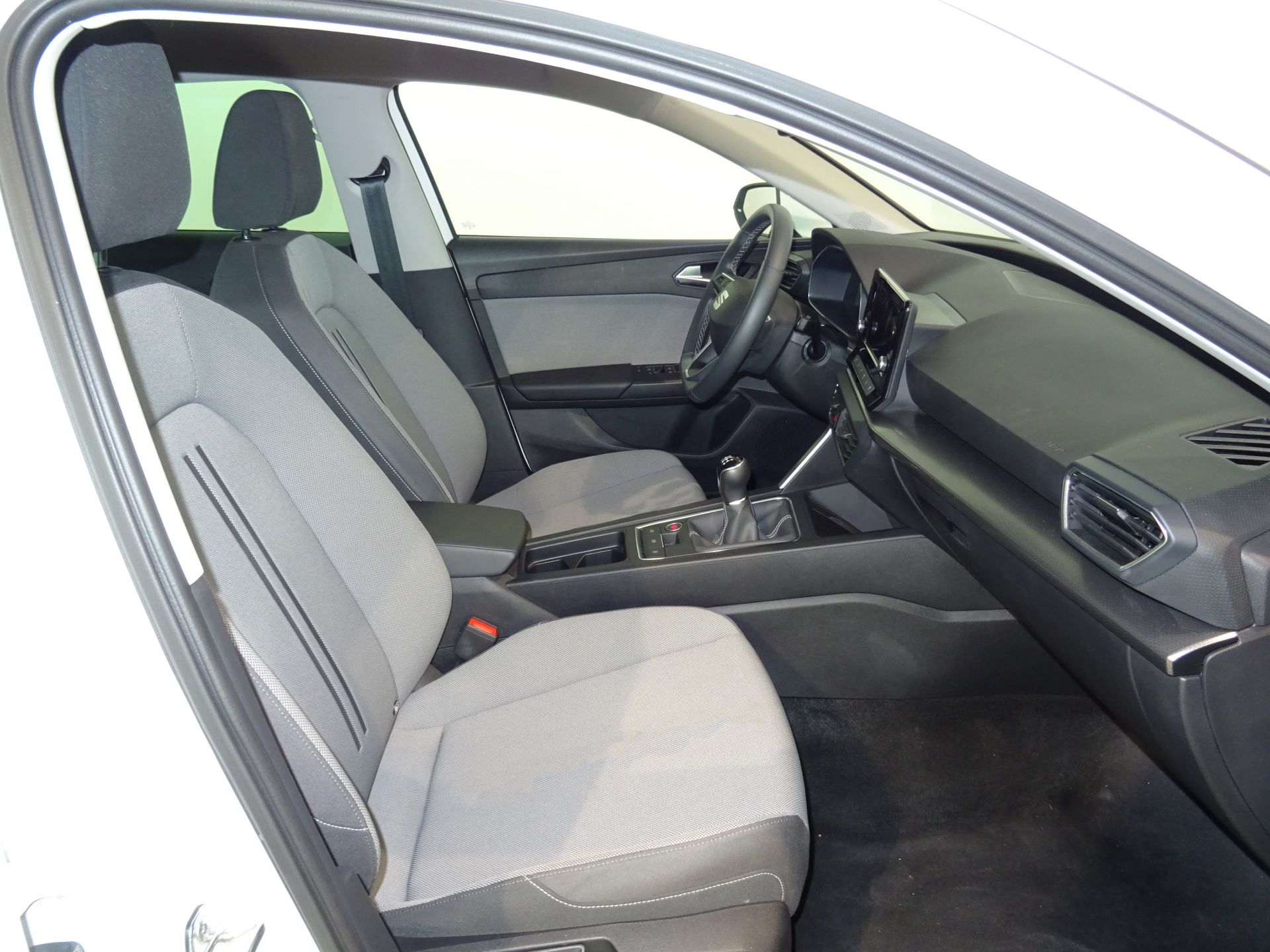 SEAT Nuevo León 1.0 TSI 81kW S&S Style 25 Aniversario