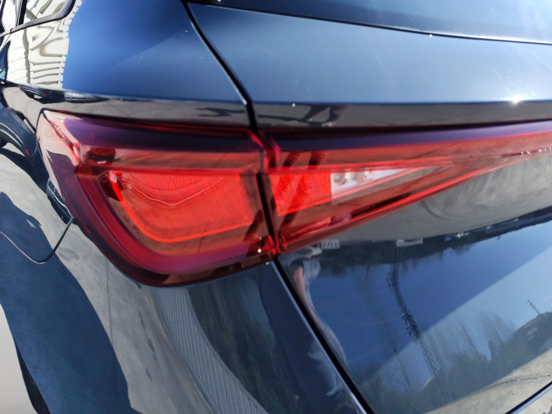 SEAT Nuevo León SP 1.5 eTSI 110kW DSG Style Spec Edition