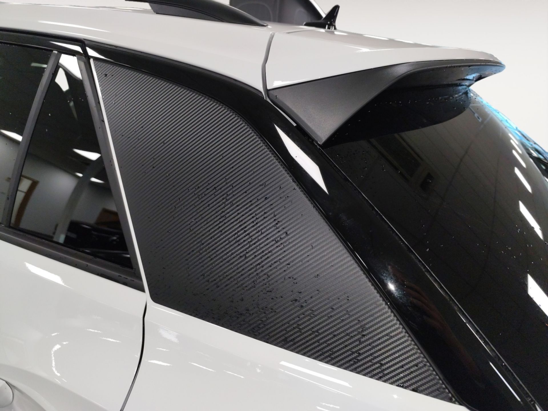 Volkswagen T-Roc R-Line 1.0 TSI 85kW (115CV)