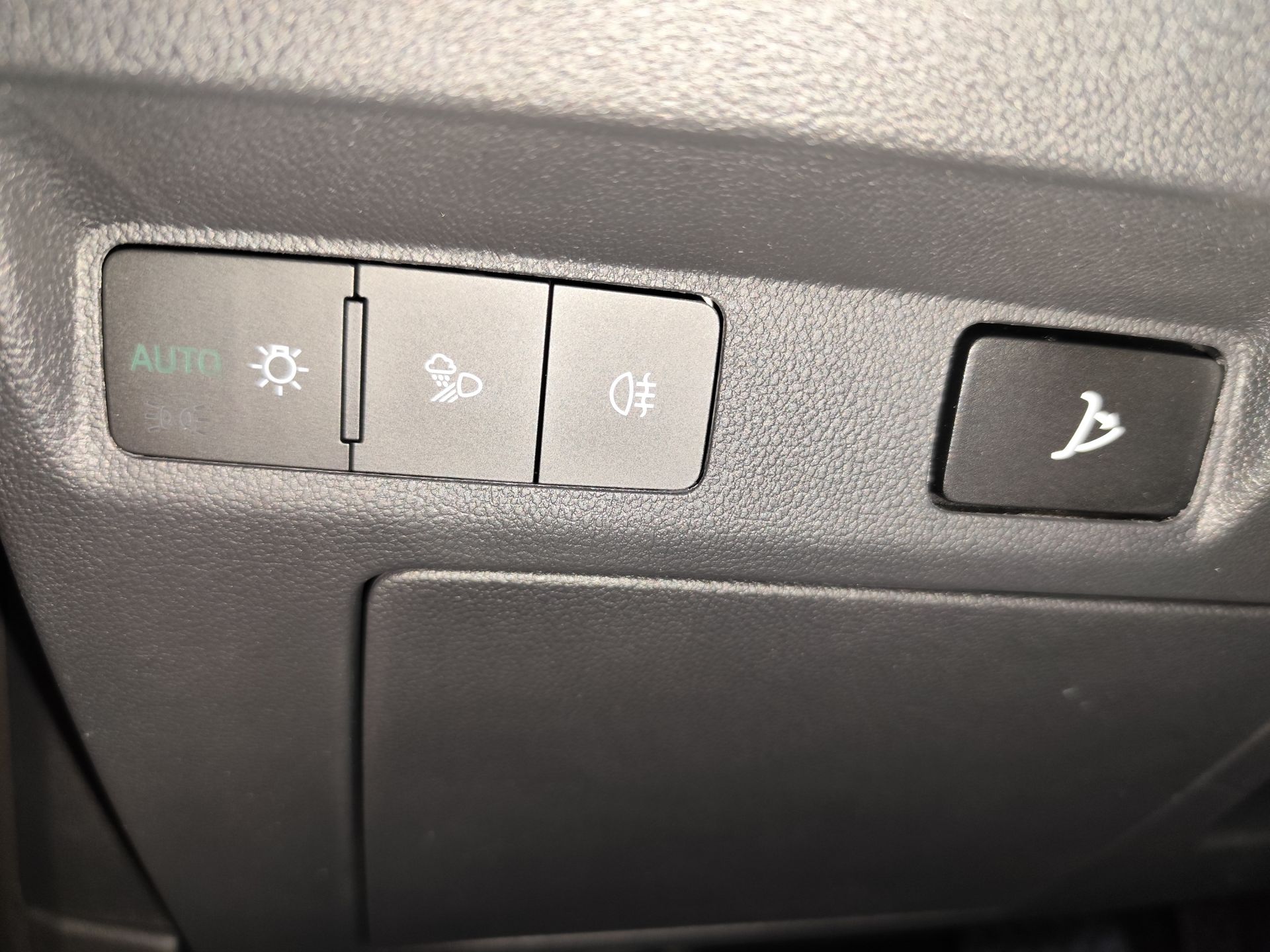 Skoda Elroq 210 kW (CV) 82 kWh (77 kwh neta)