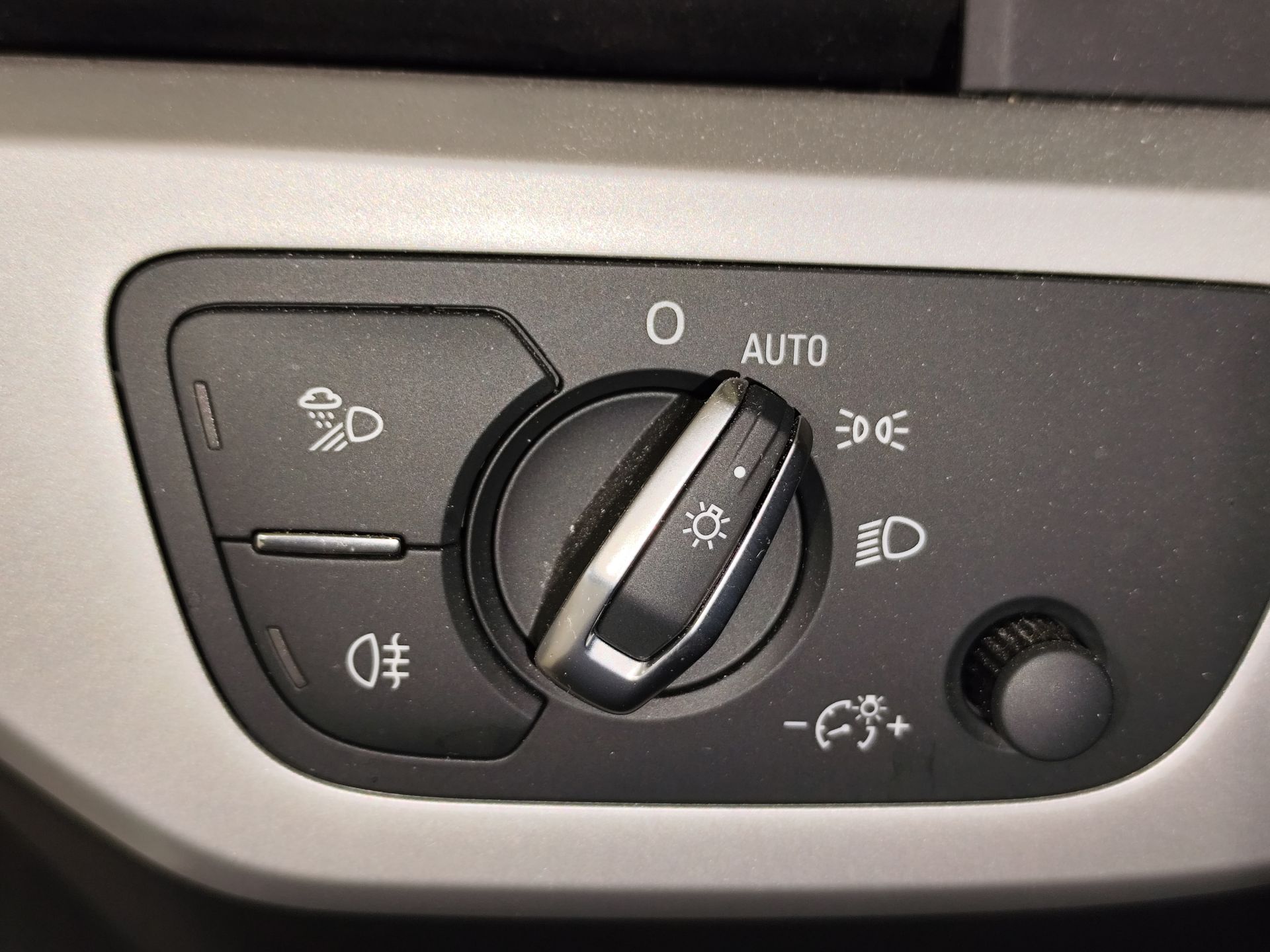 Audi A4 Avant Advanced 35 TDI 120kW S tronic