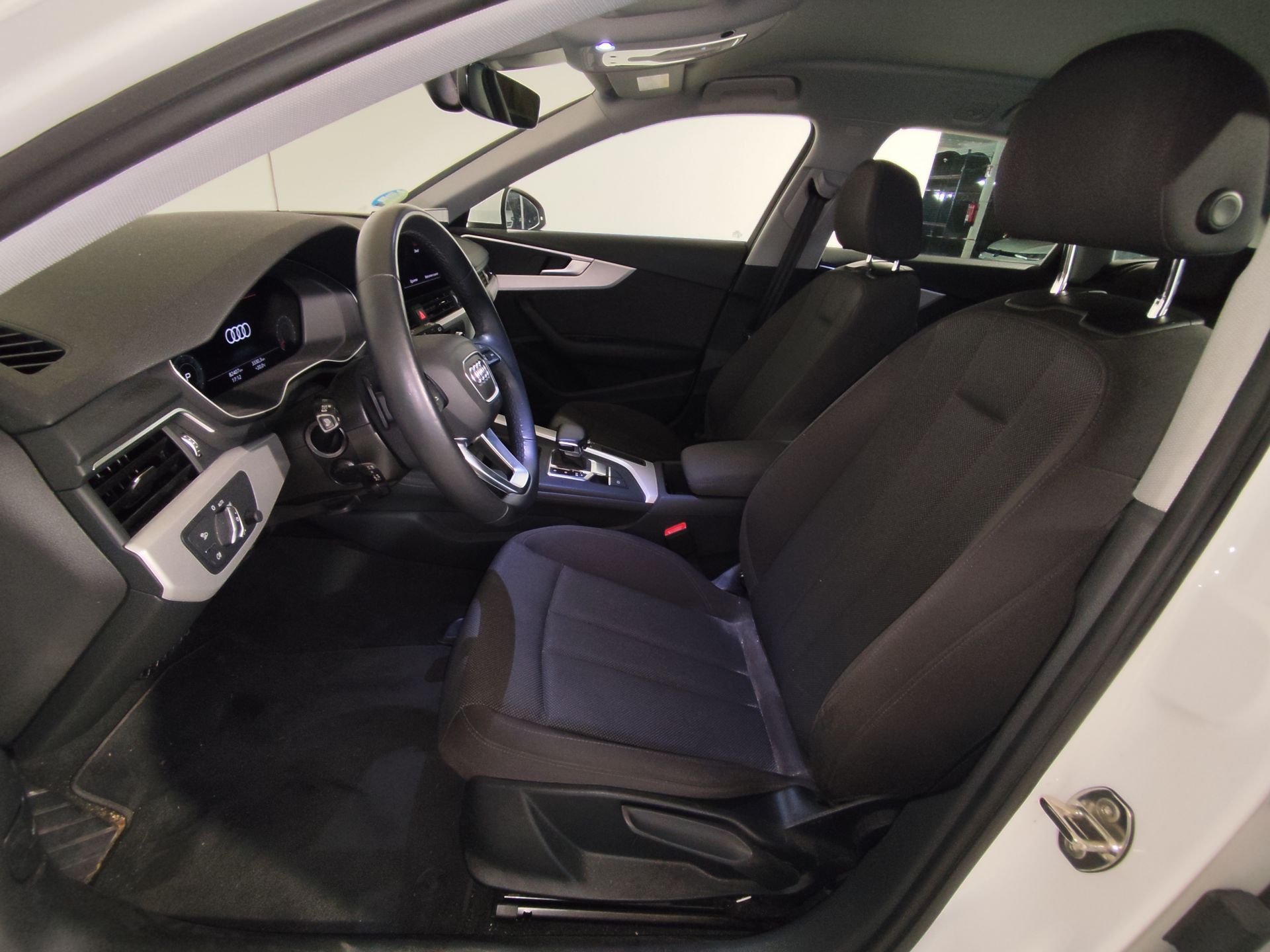 Audi A4 Avant Advanced 35 TDI 120kW S tronic