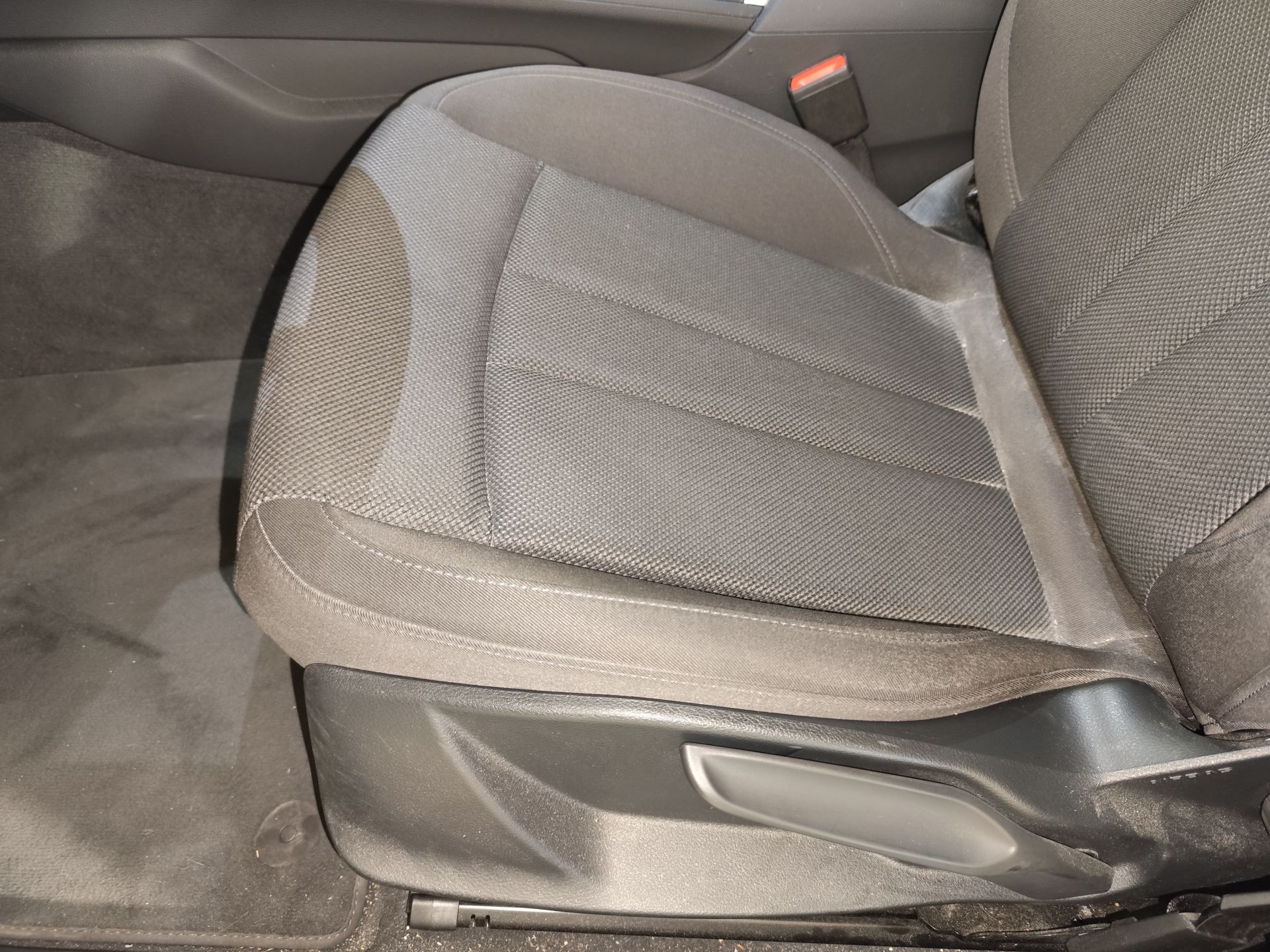 Audi A4 Avant Advanced 35 TDI 120kW S tronic