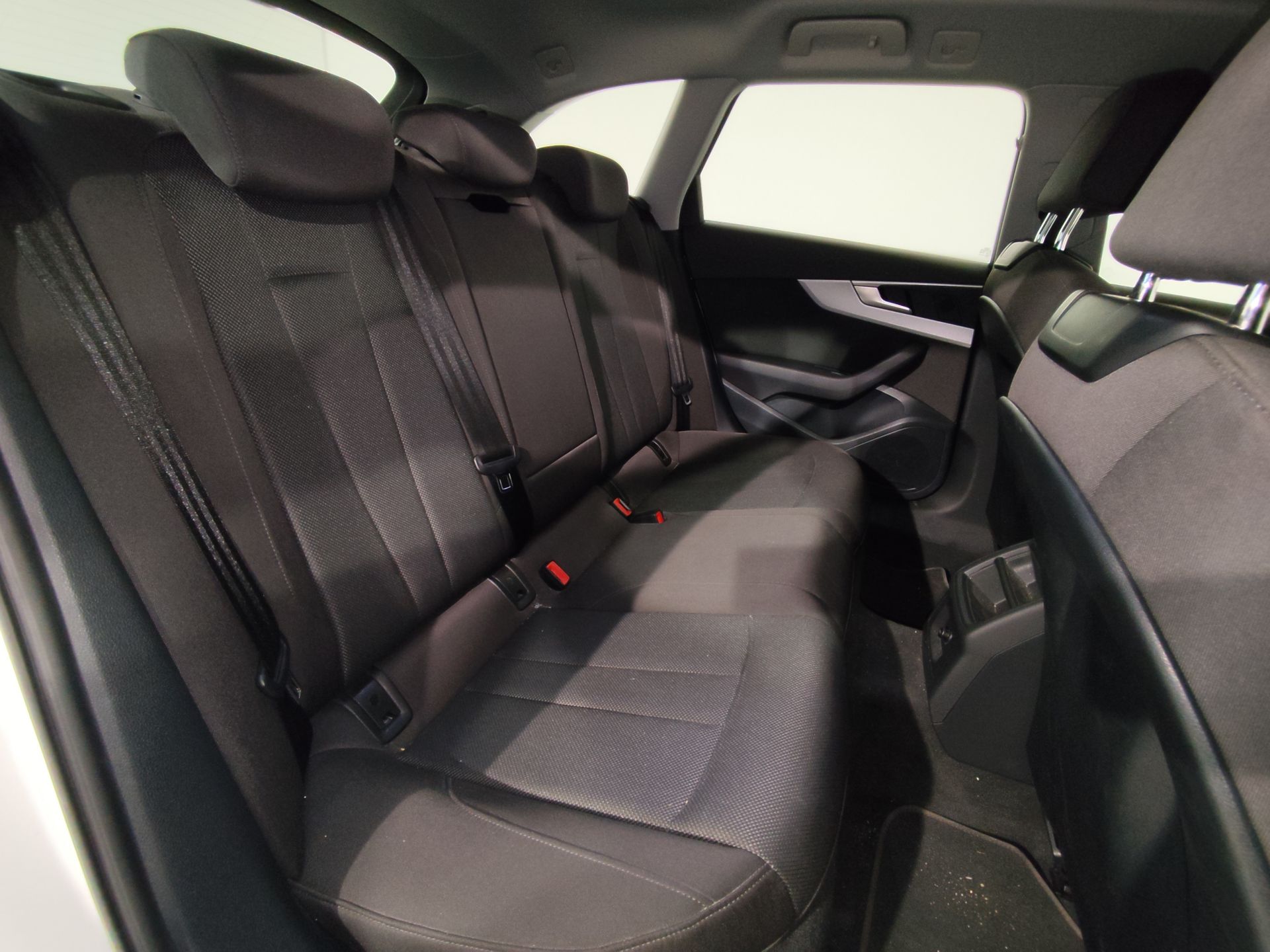 Audi A4 Avant Advanced 35 TDI 120kW S tronic