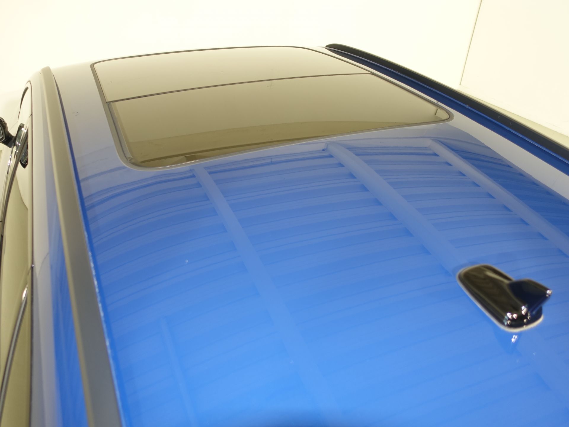 Audi A4 Avant Black limited 35 TDI 120kW S tron