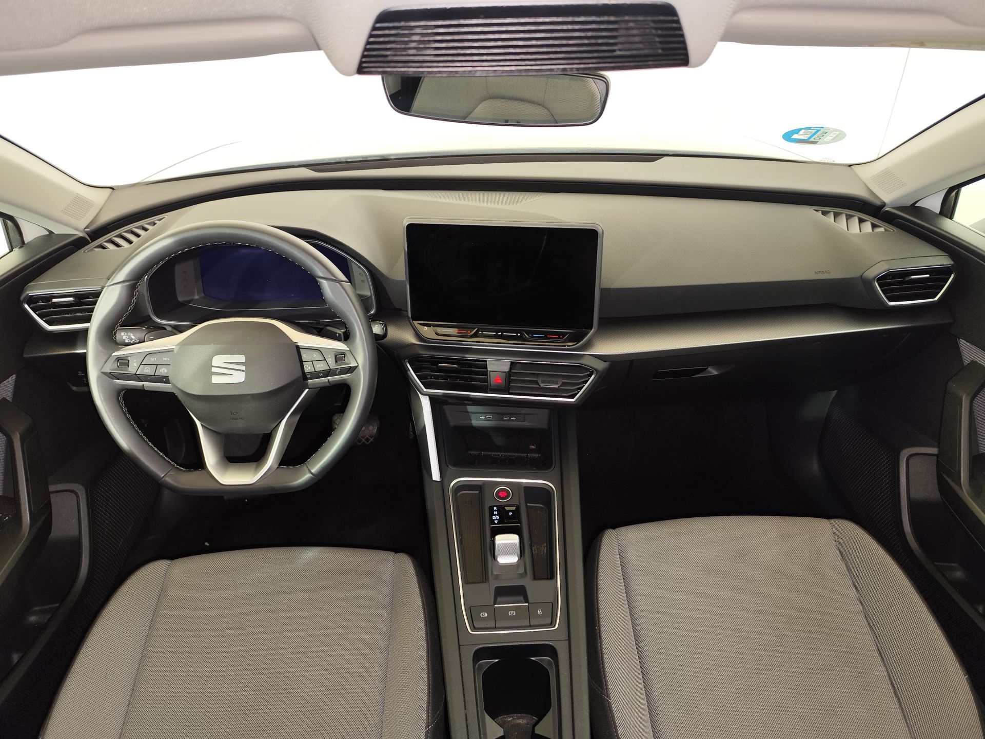 SEAT Nuevo León SP 1.5 eTSI 85kW DSG Style 25 Aniv