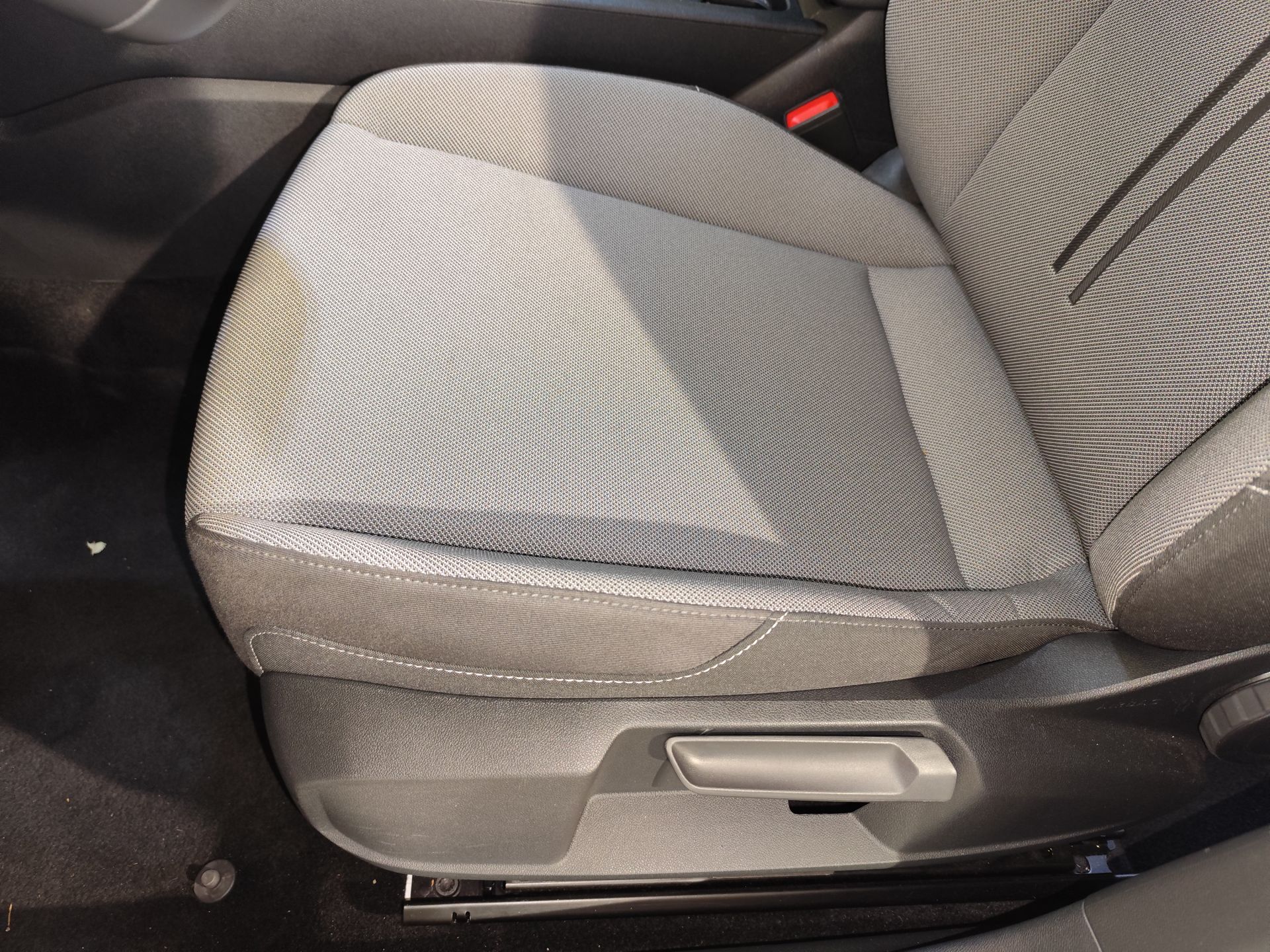 SEAT Nuevo León SP 1.5 eTSI 85kW DSG Style 25 Aniv