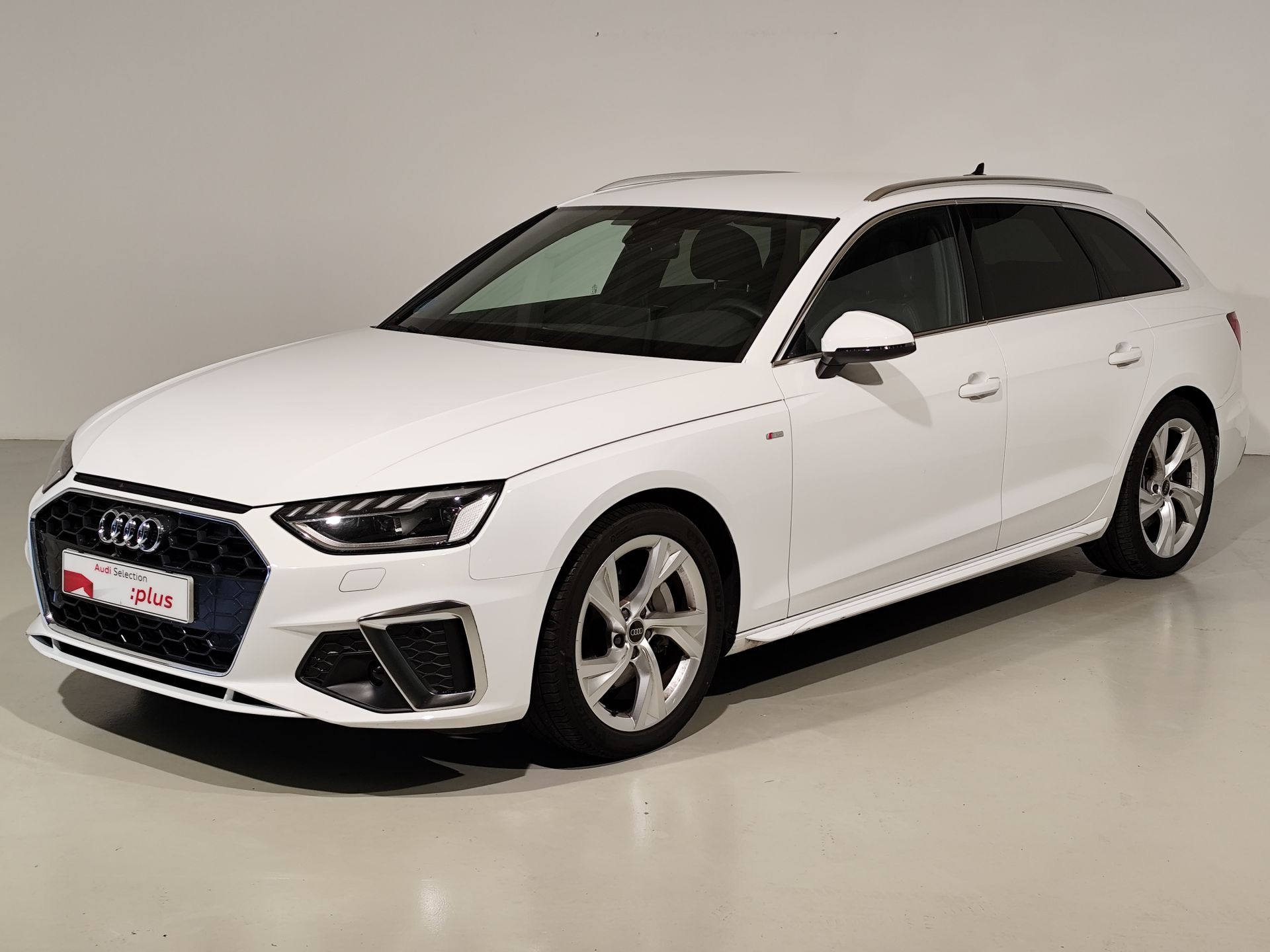 Audi A4 Avant S line 40 TFSI 150kW S tronic