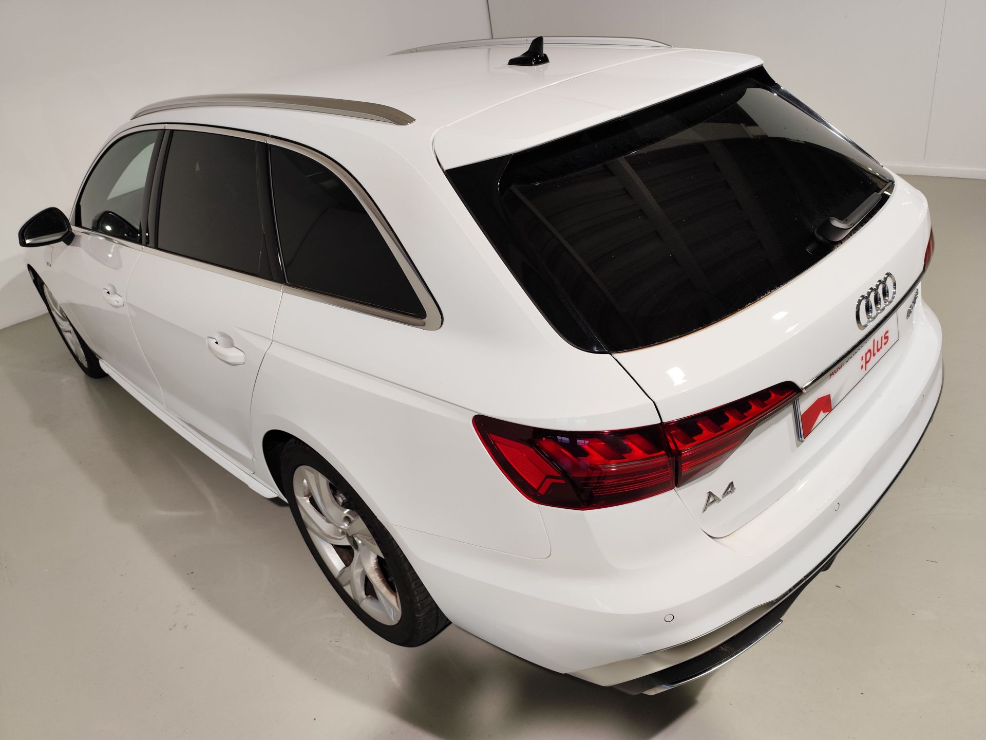 Audi A4 Avant S line 40 TFSI 150kW S tronic