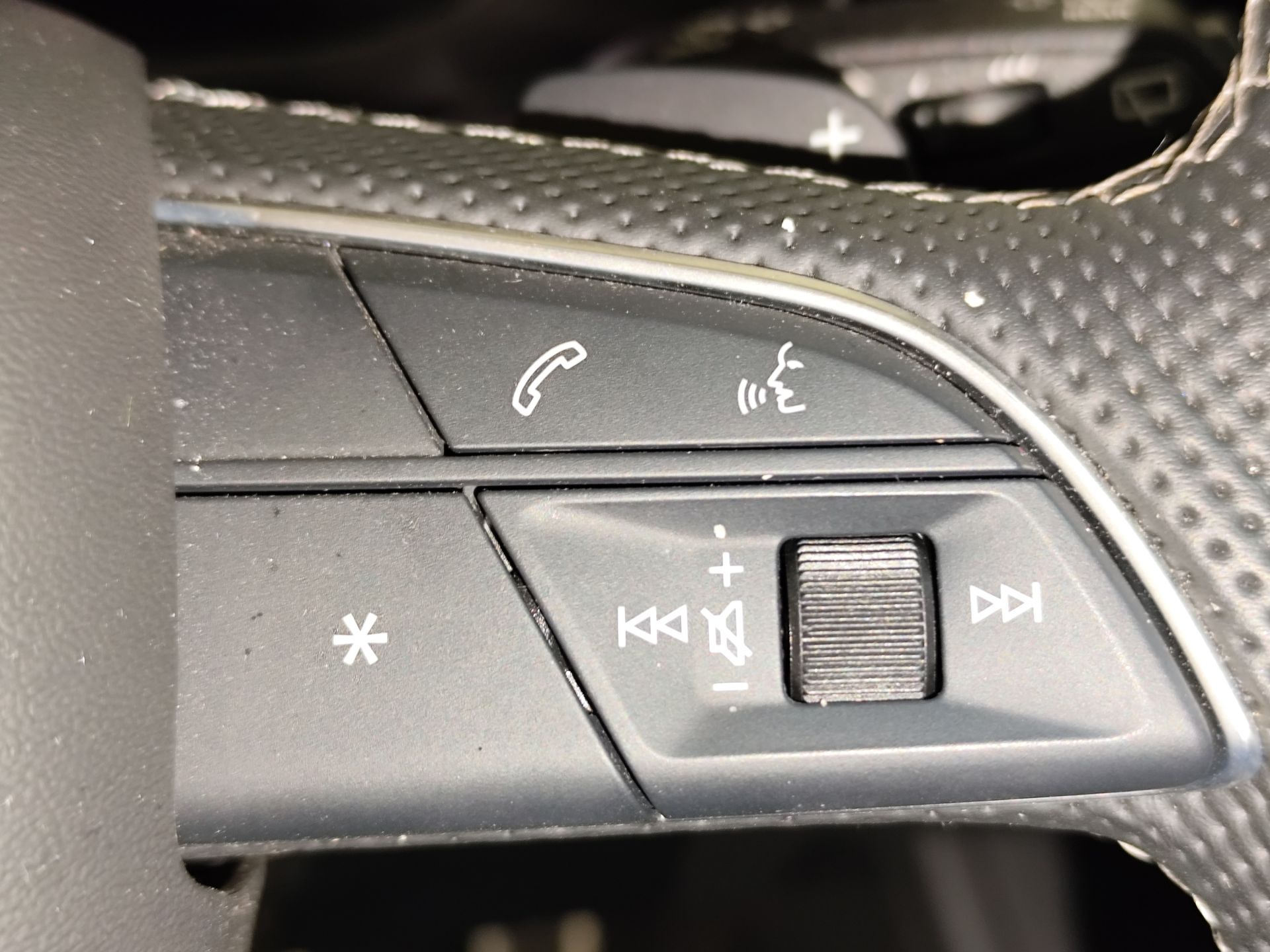 Audi A4 Avant S line 40 TFSI 150kW S tronic