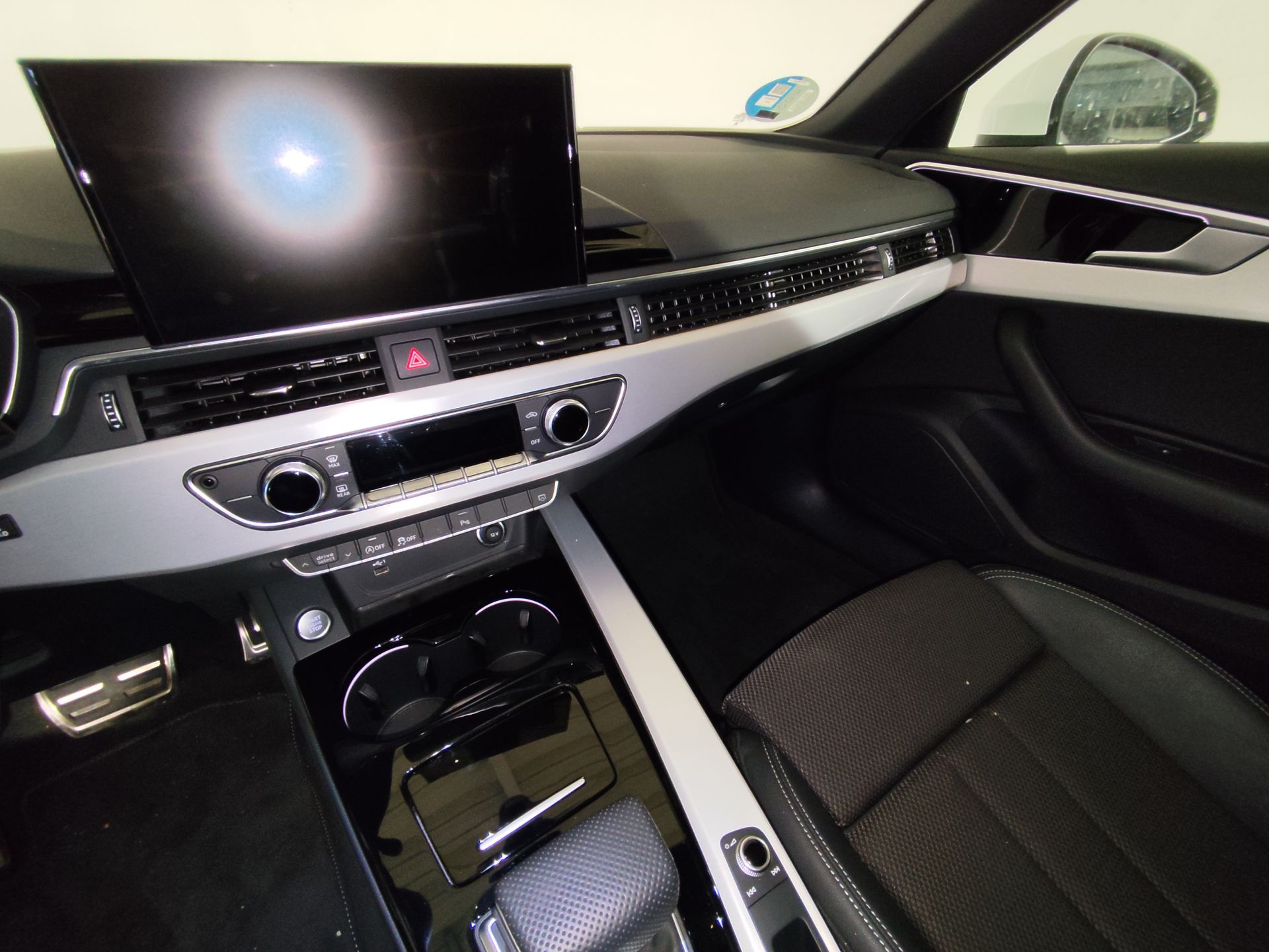 Audi A4 Avant S line 40 TFSI 150kW S tronic