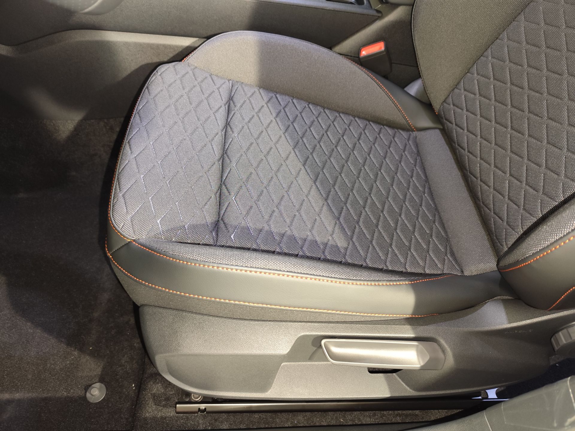 SEAT Nuevo León SP 1.5 TSI 110kW FR Special Edition