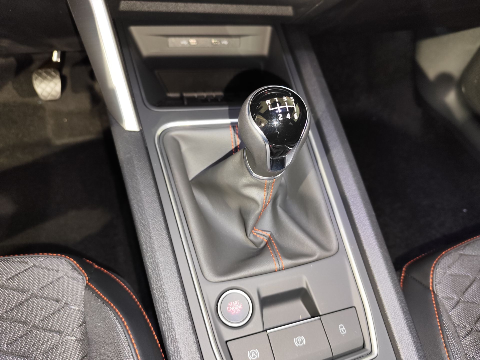 SEAT Nuevo León SP 1.5 TSI 110kW FR Special Edition