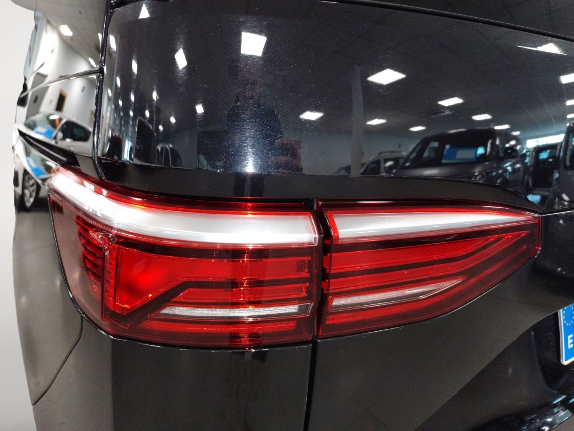 Volkswagen Multivan Life 2.0 TDI 110kW (150CV) DSG B.Corta