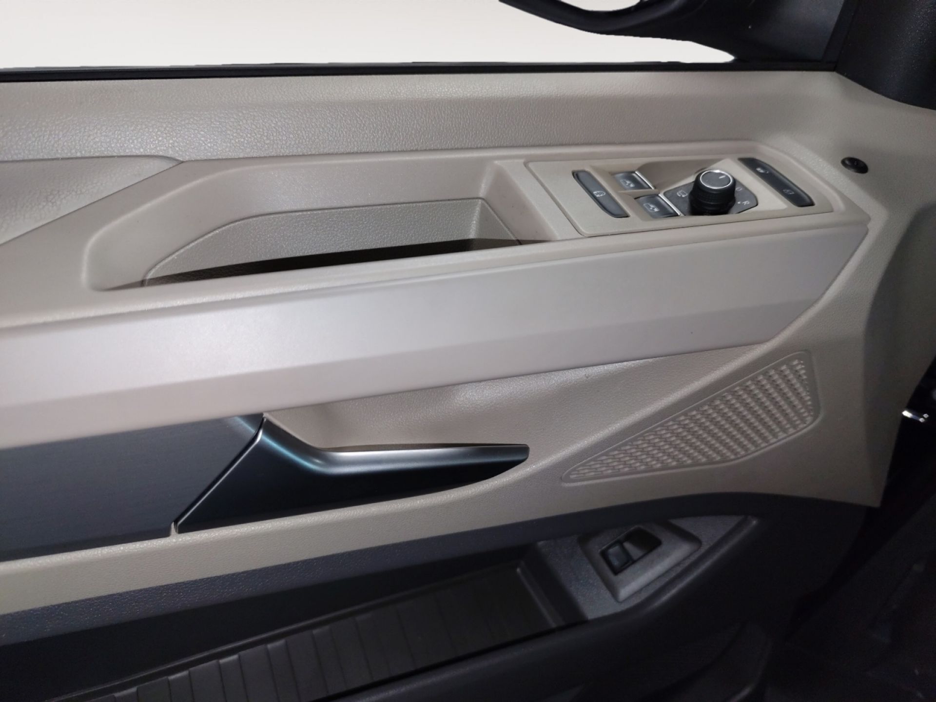 Volkswagen Multivan Life 2.0 TDI 110kW (150CV) DSG B.Corta