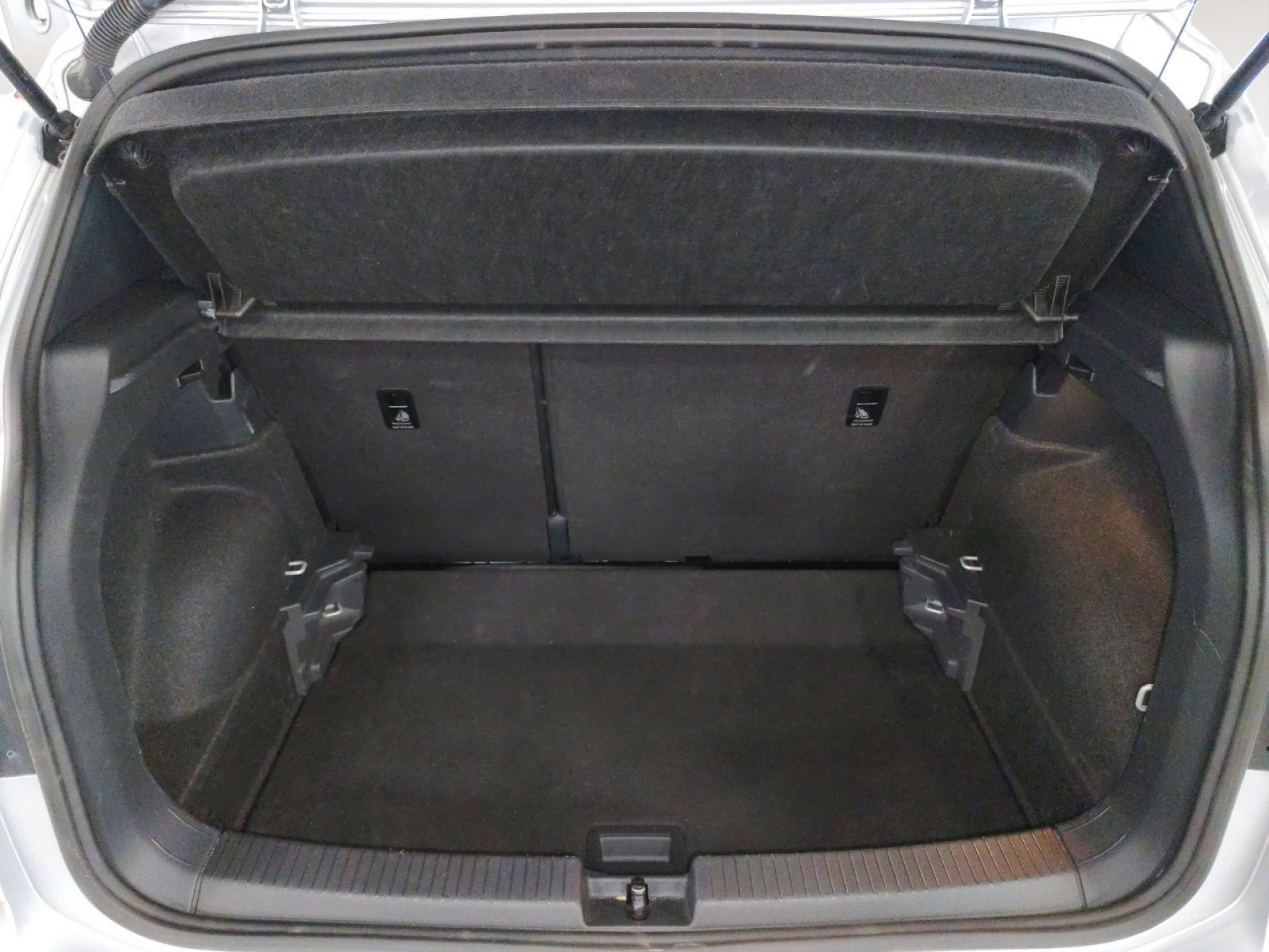 Volkswagen T-Cross R-Line 1.0 TSI 85kW (115CV) DSG