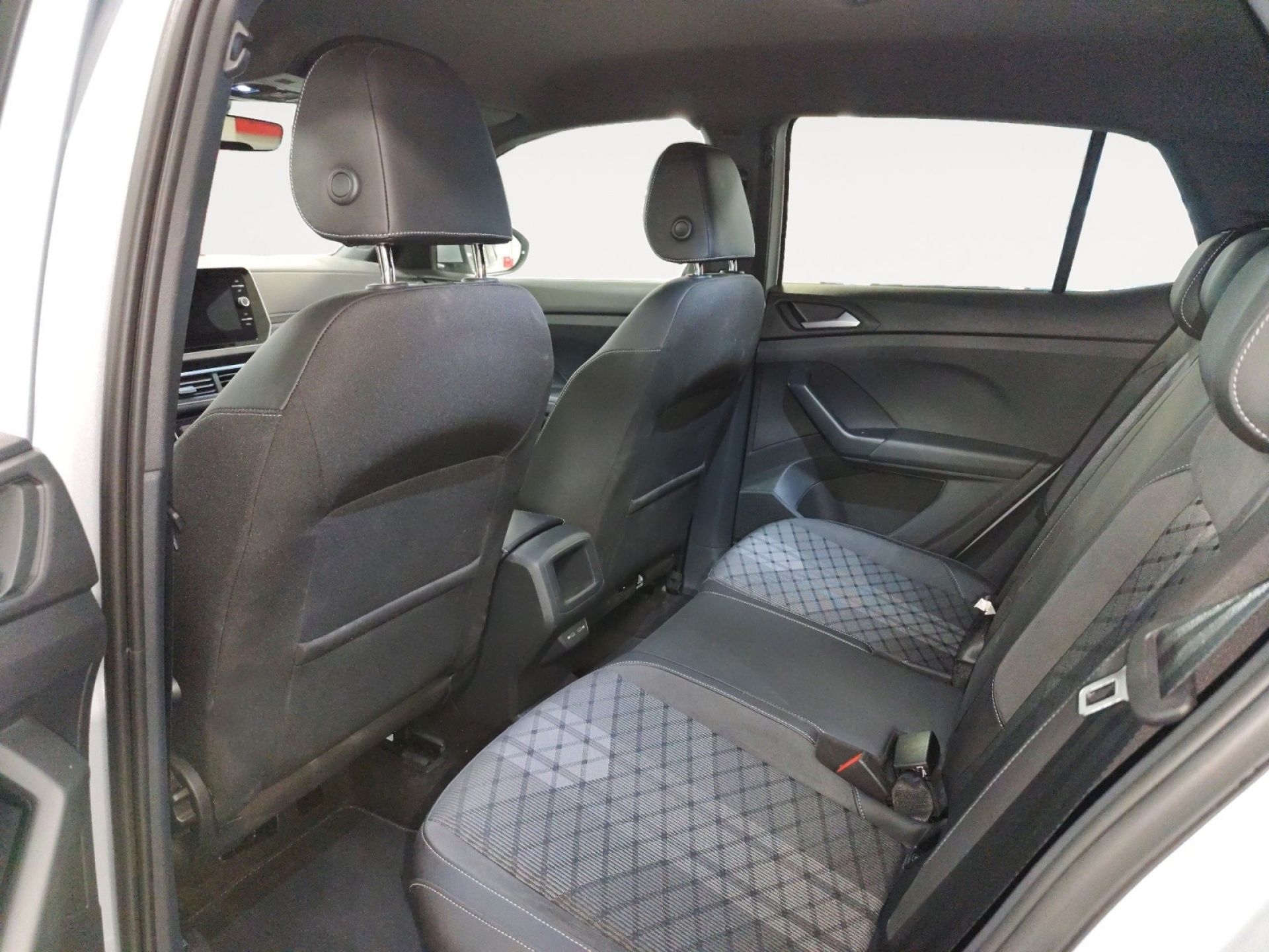 Volkswagen T-Cross R-Line 1.0 TSI 85kW (115CV) DSG