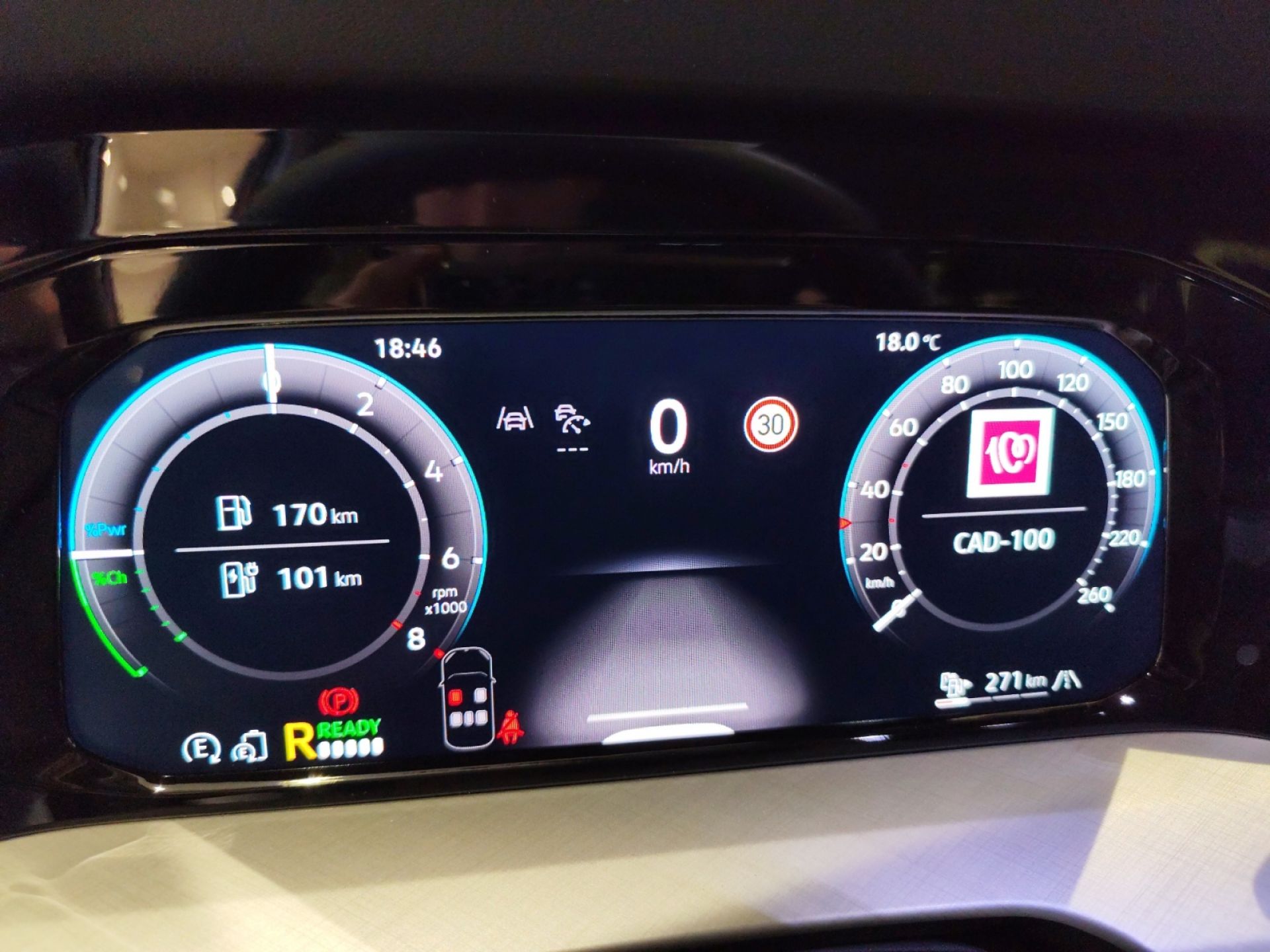 Volkswagen Golf Match 1.5 PHEV 110kW / 85kW DSG